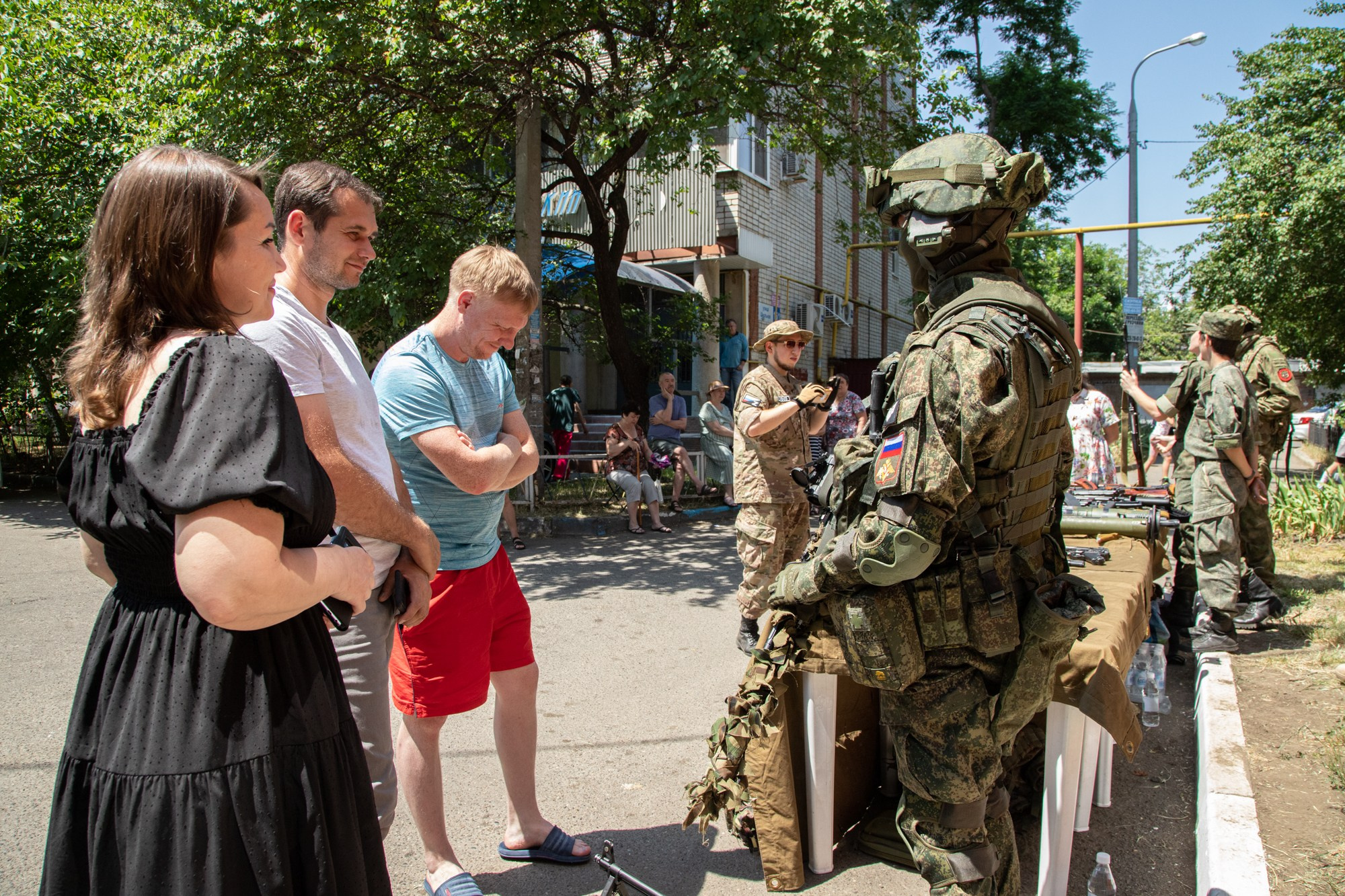 Открытие муралов памяти Героев СВО. Репортажный, промышленный и маркетплейс-фотограф Дмитрий Чернат