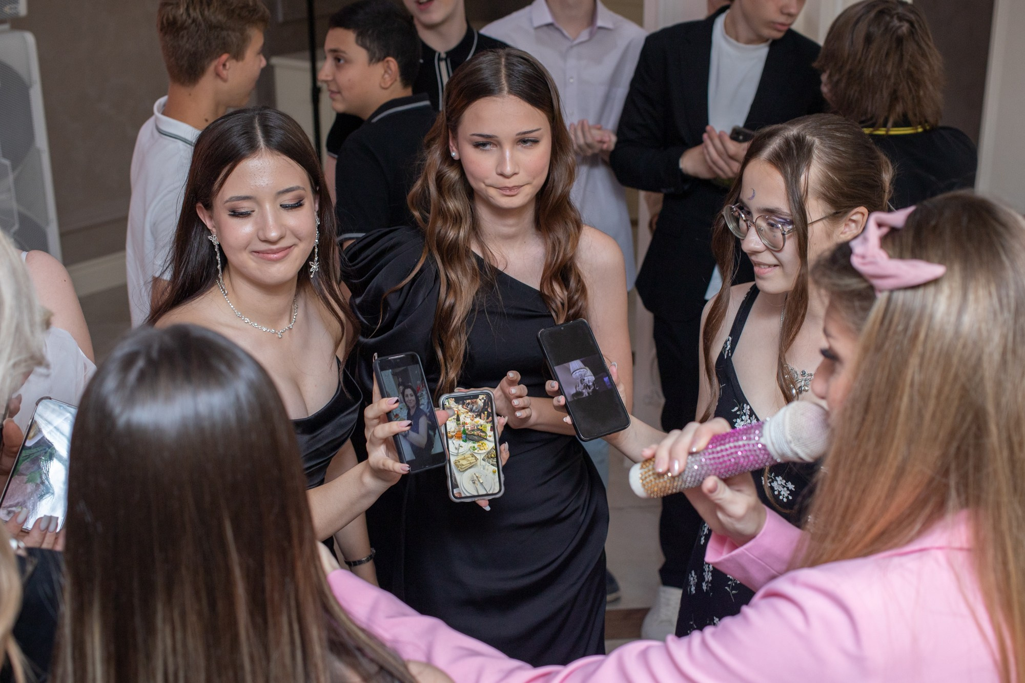 Выпускной 9-й класс. Репортажный, промышленный и маркетплейс-фотограф Дмитрий Чернат