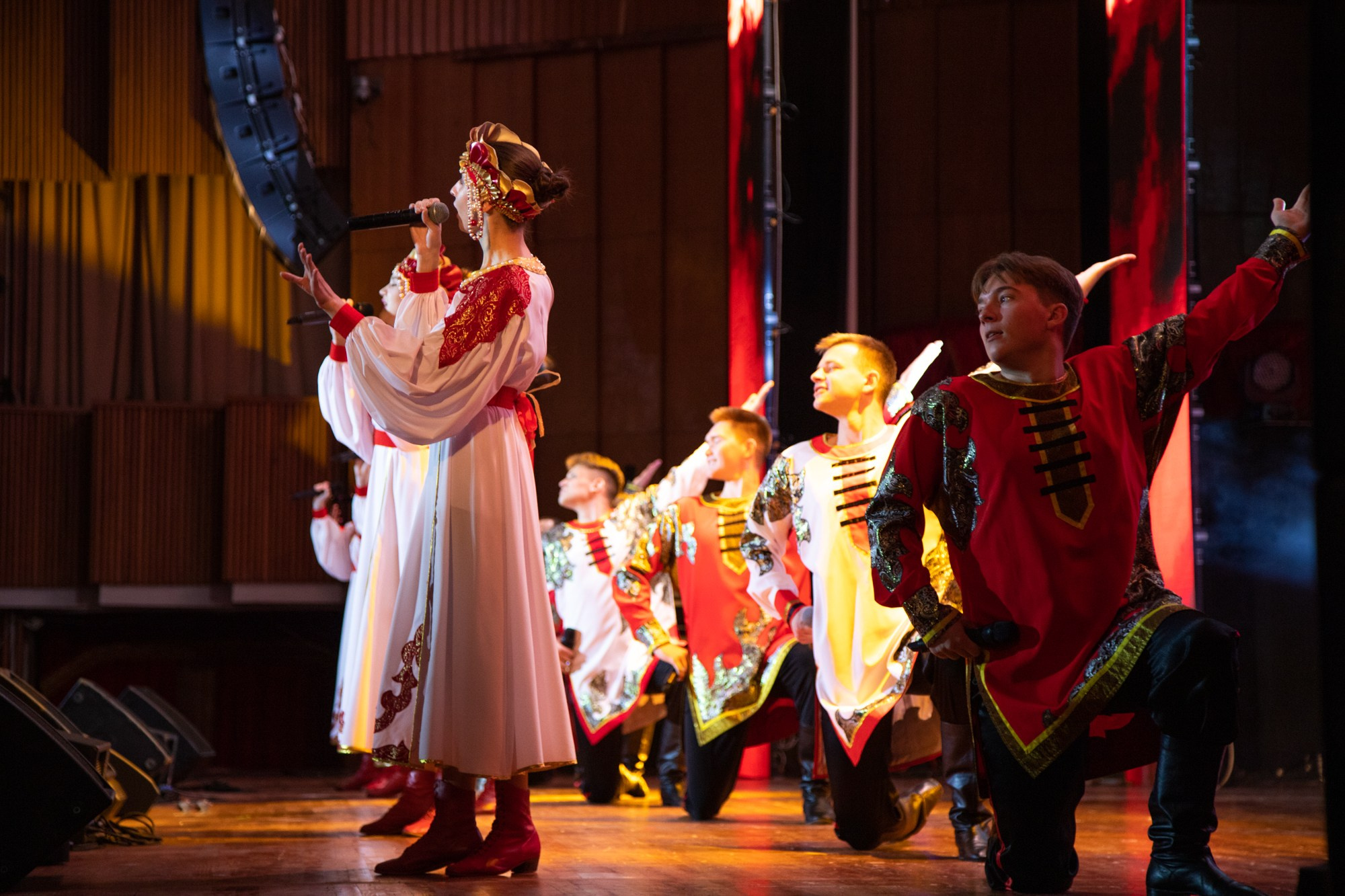 Гала-концерт «Студвесна на Кубани». Репортажный, промышленный и маркетплейс-фотограф Дмитрий Чернат