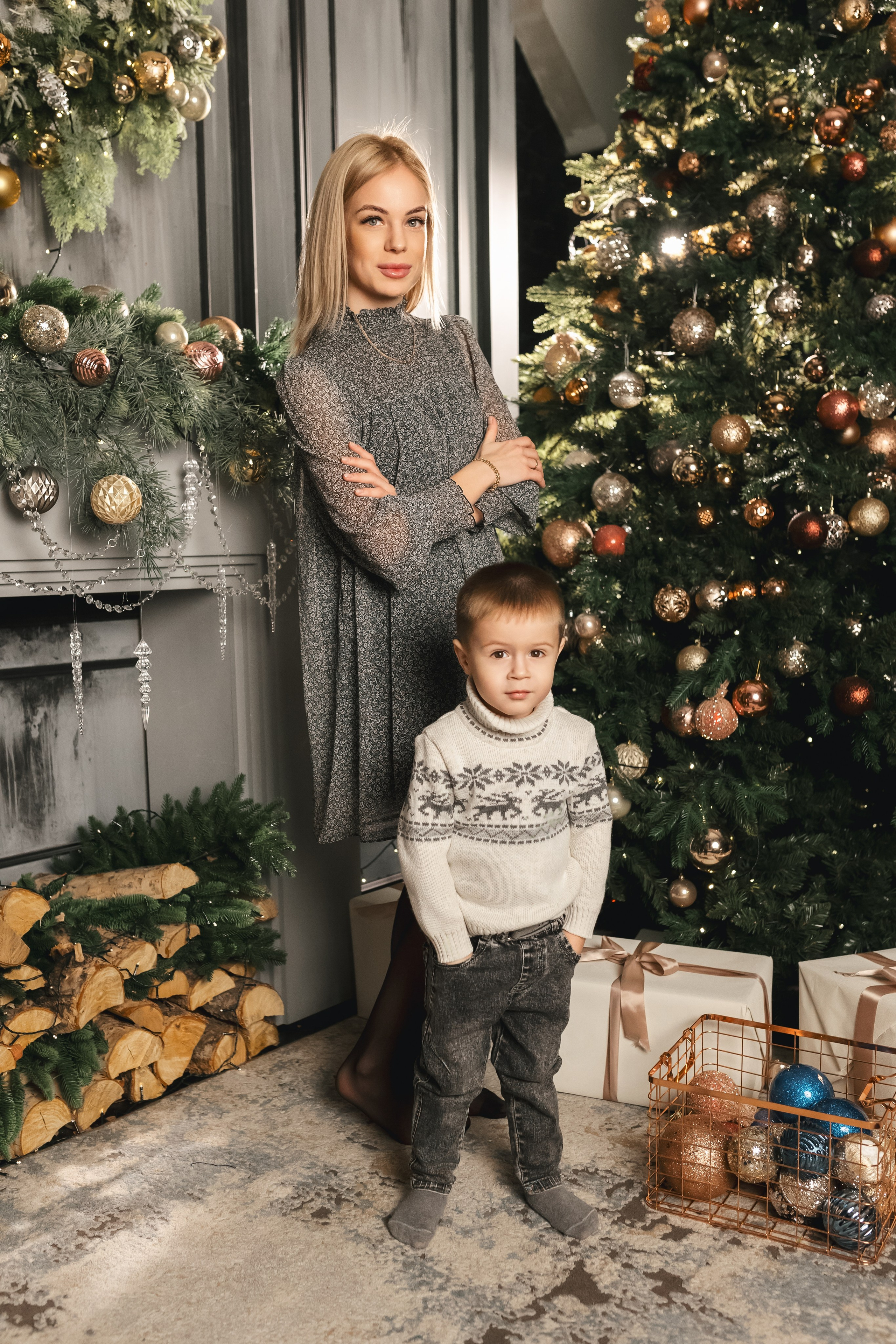 Семейная новогодняя фотосессия в Хабаровске. Свадебный фотограф в Хабаровске