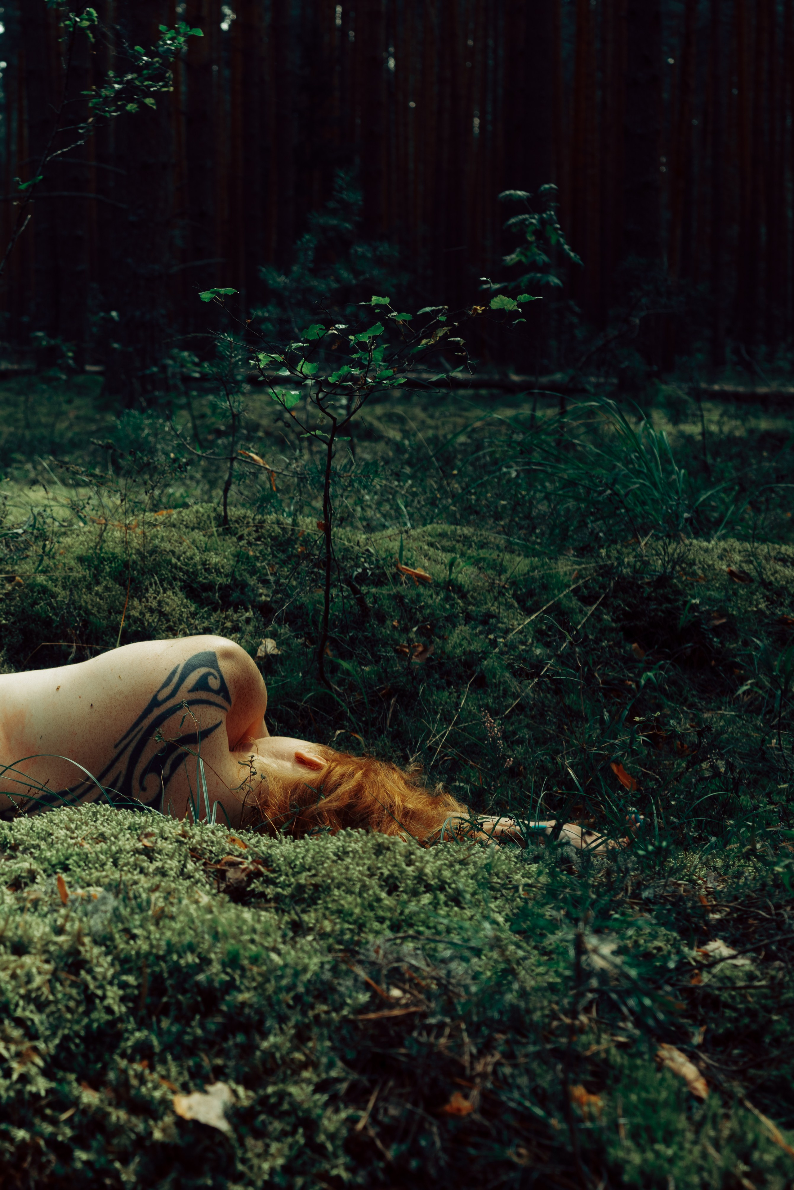 Женская съёмка в лесу. Фотоведьма Дарья Нечинская