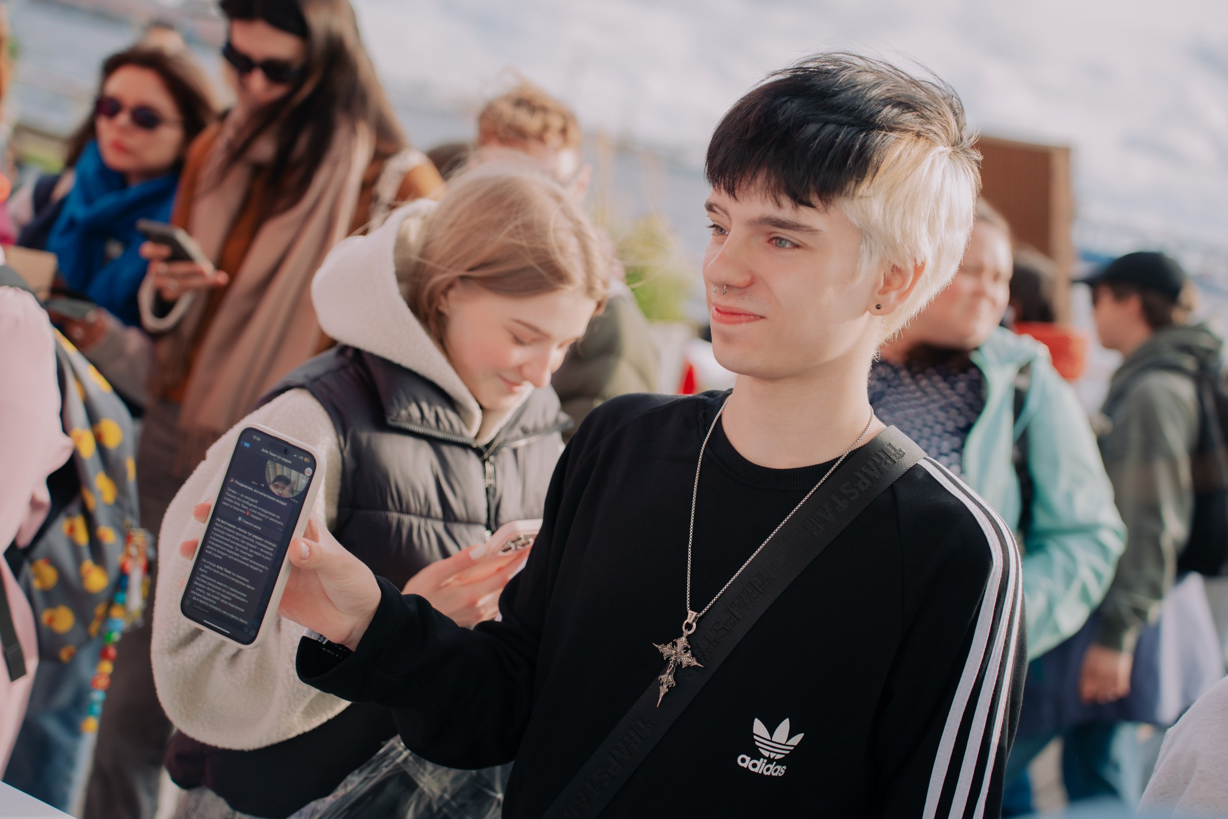 AVITO TEAM | Антон тут рядом. Портретный и репортажный фотограф в Санкт-Петербурге Максим Пашков