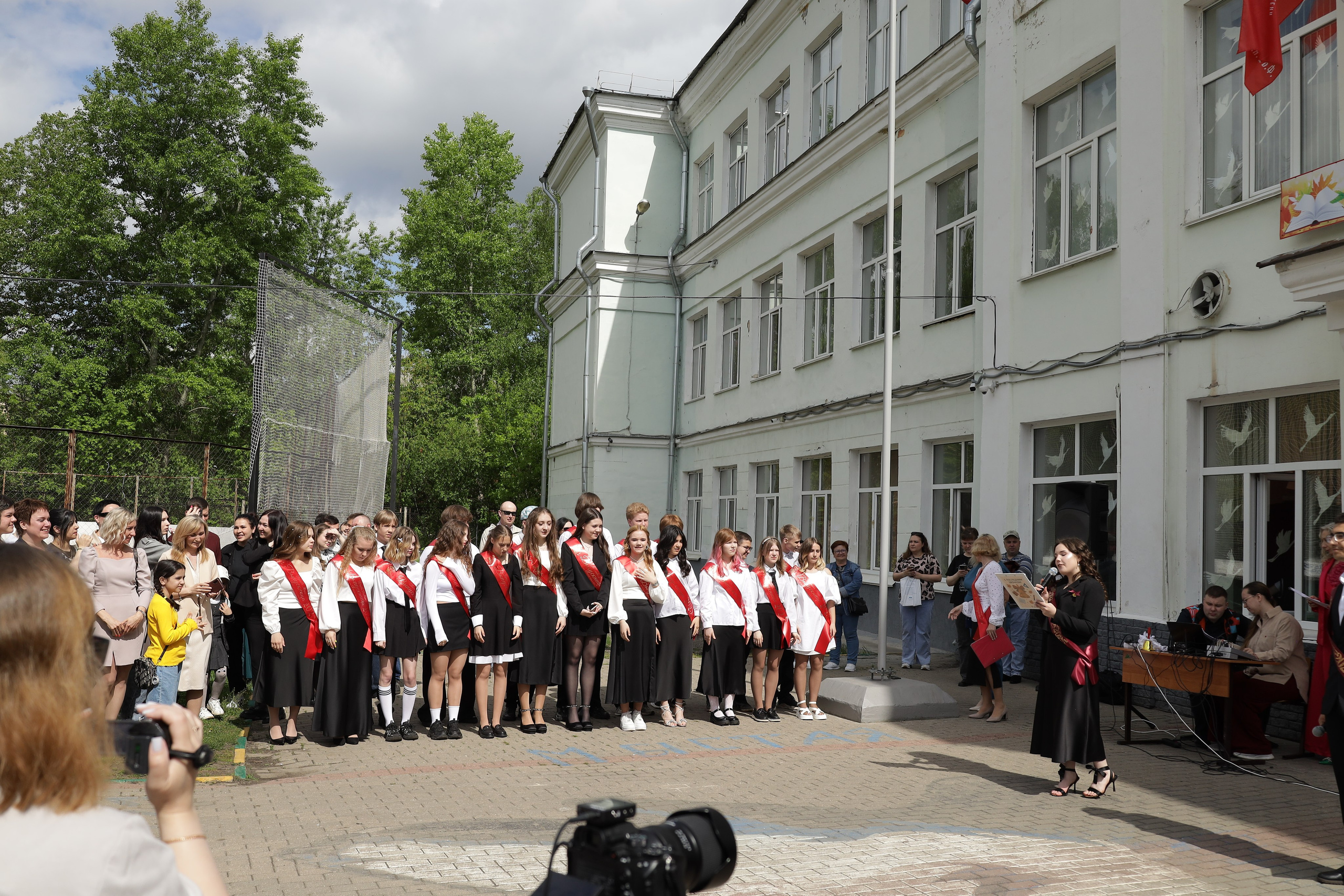 Последний звонок. Фотограф Надршина Лилия