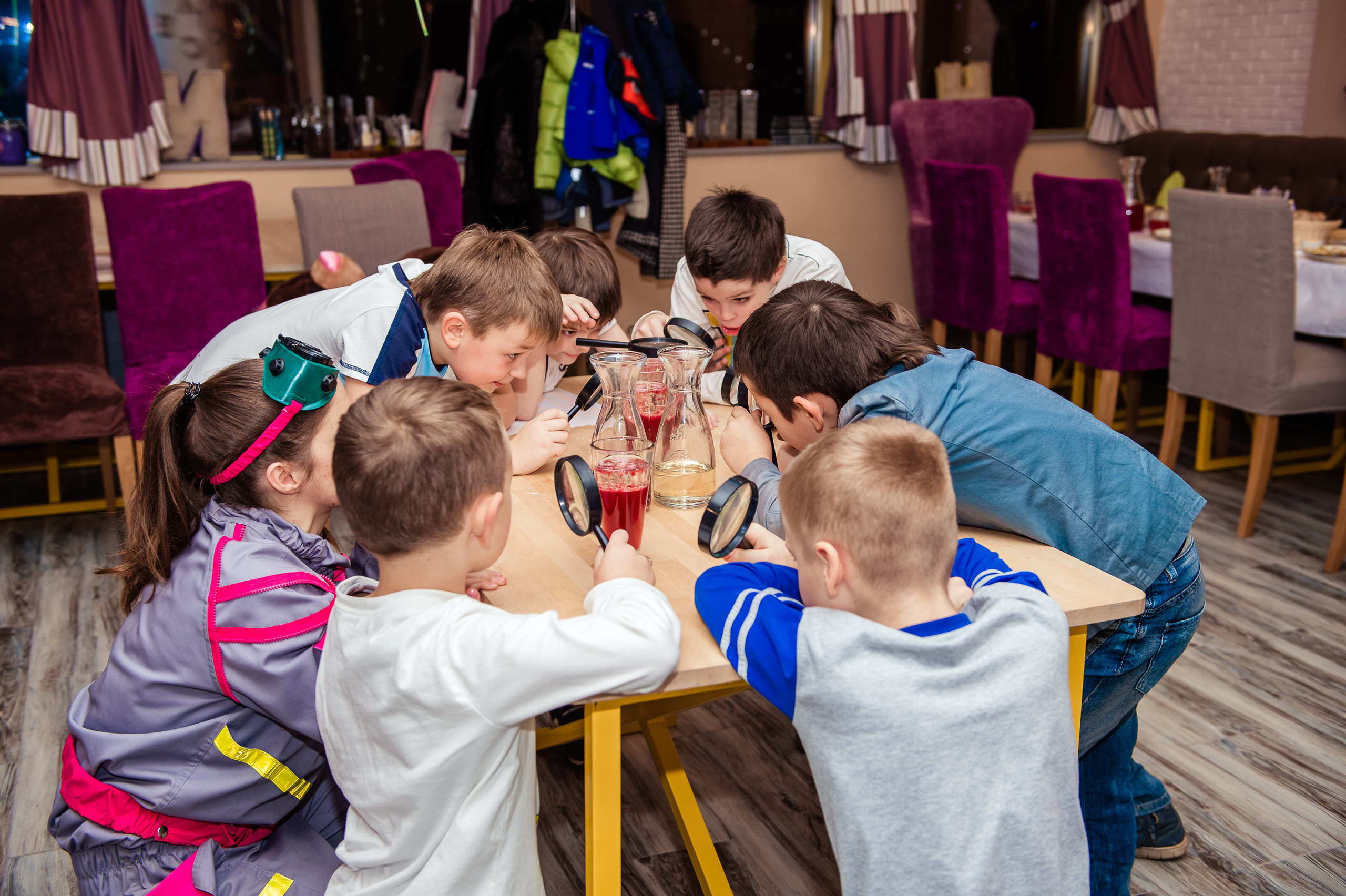 Веселый день рождения. Выпускной школьный альбом в Москве / Школьный фотограф Юлия Михайленко