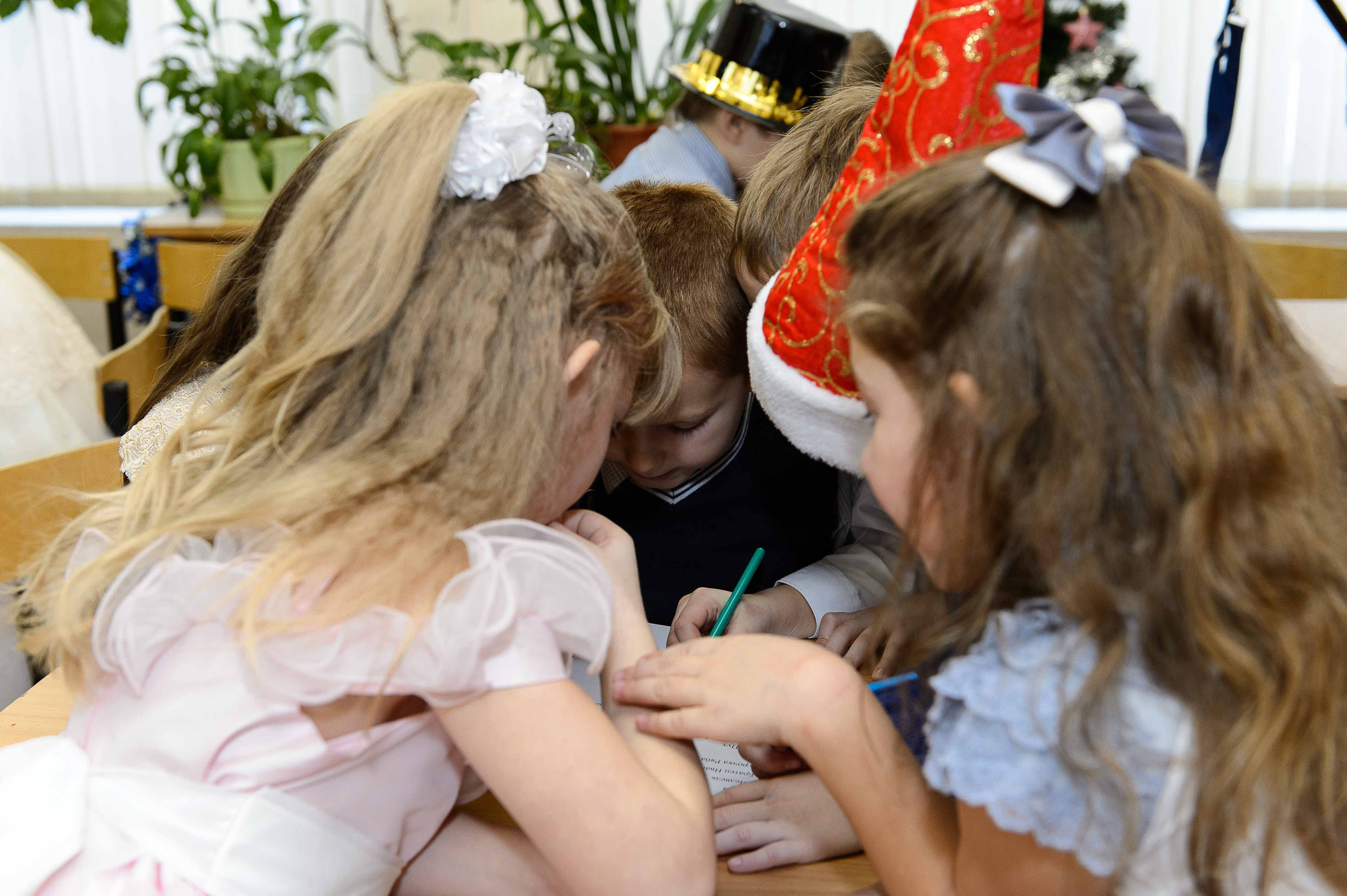 Викторина на Новый год в школе. Выпускной школьный альбом в Москве / Школьный фотограф Юлия Михайленко