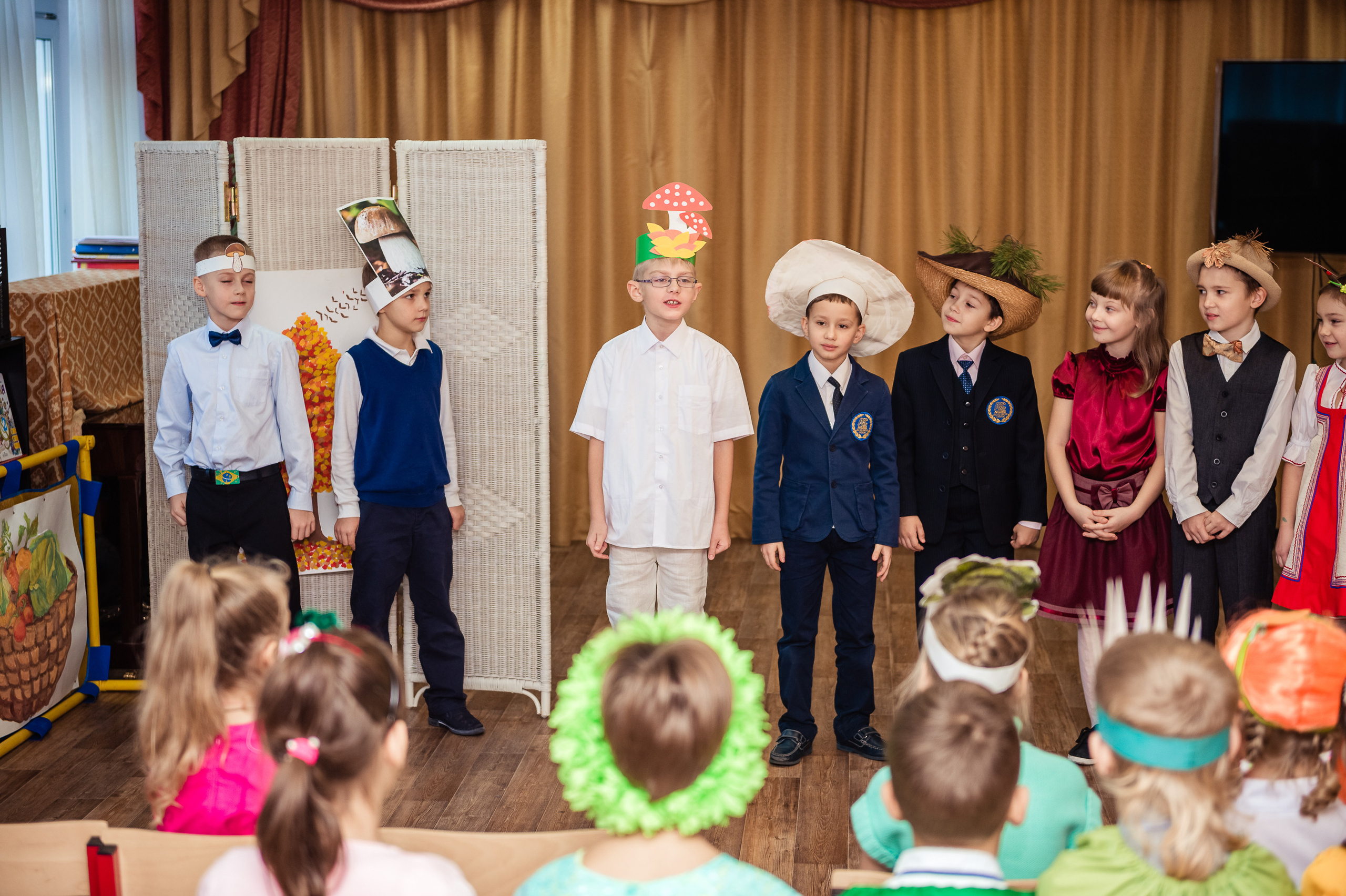 Праздник осени. Выпускной школьный альбом в Москве / Школьный фотограф Юлия Михайленко