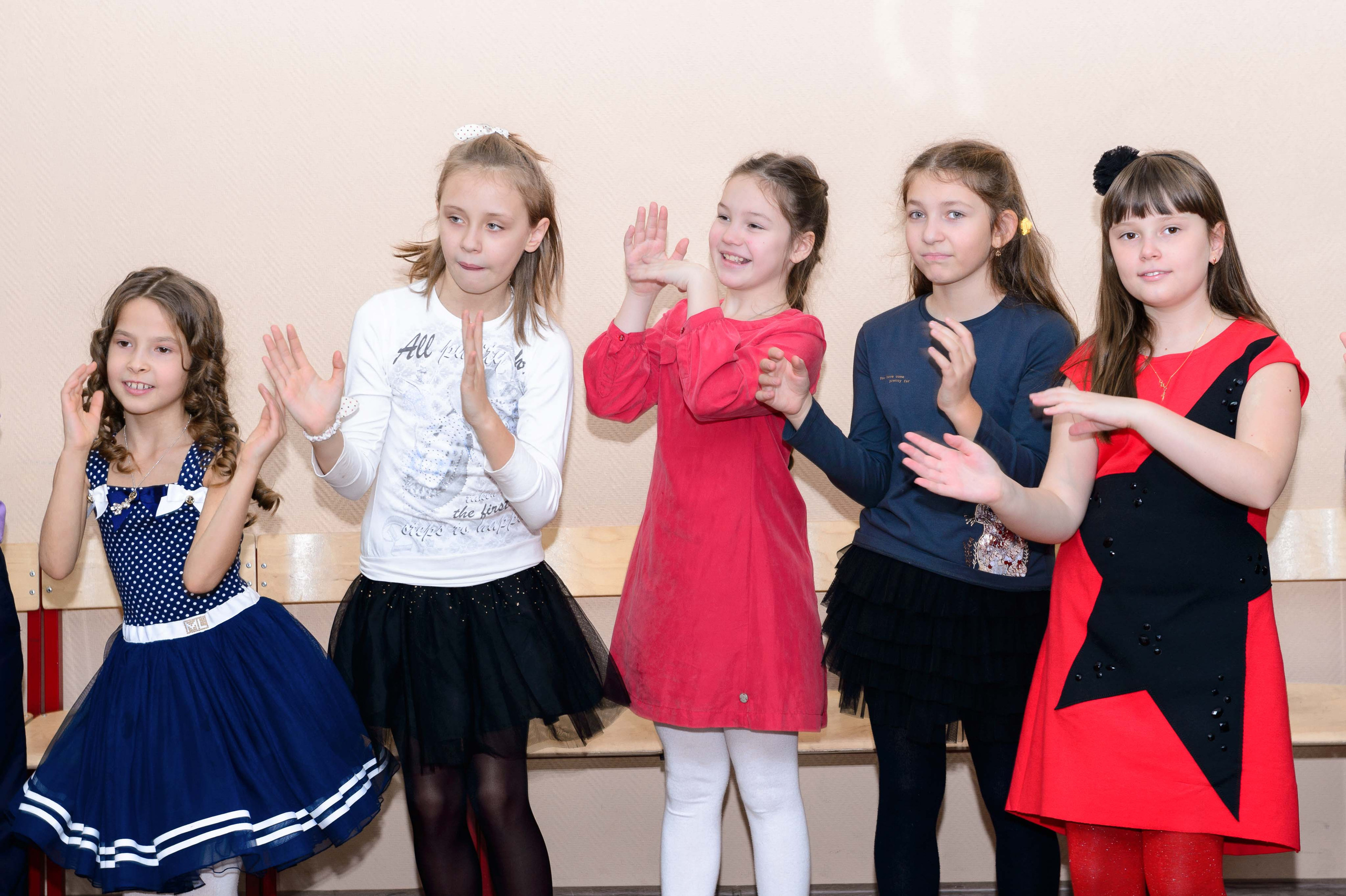 Праздник на новый год. Выпускной школьный альбом в Москве / Школьный фотограф Юлия Михайленко