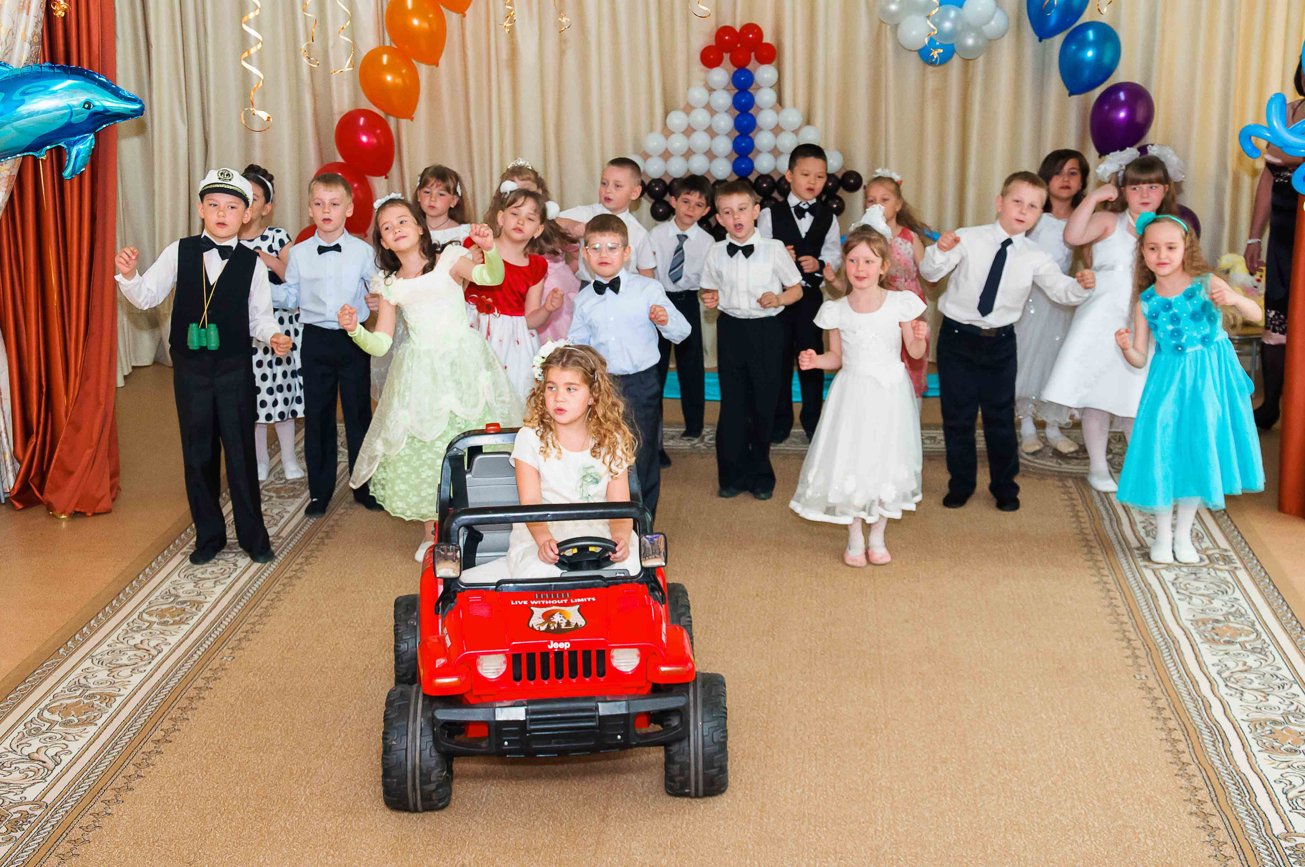 Выпускной в детском саду. Выпускной школьный альбом в Москве / Школьный фотограф Юлия Михайленко