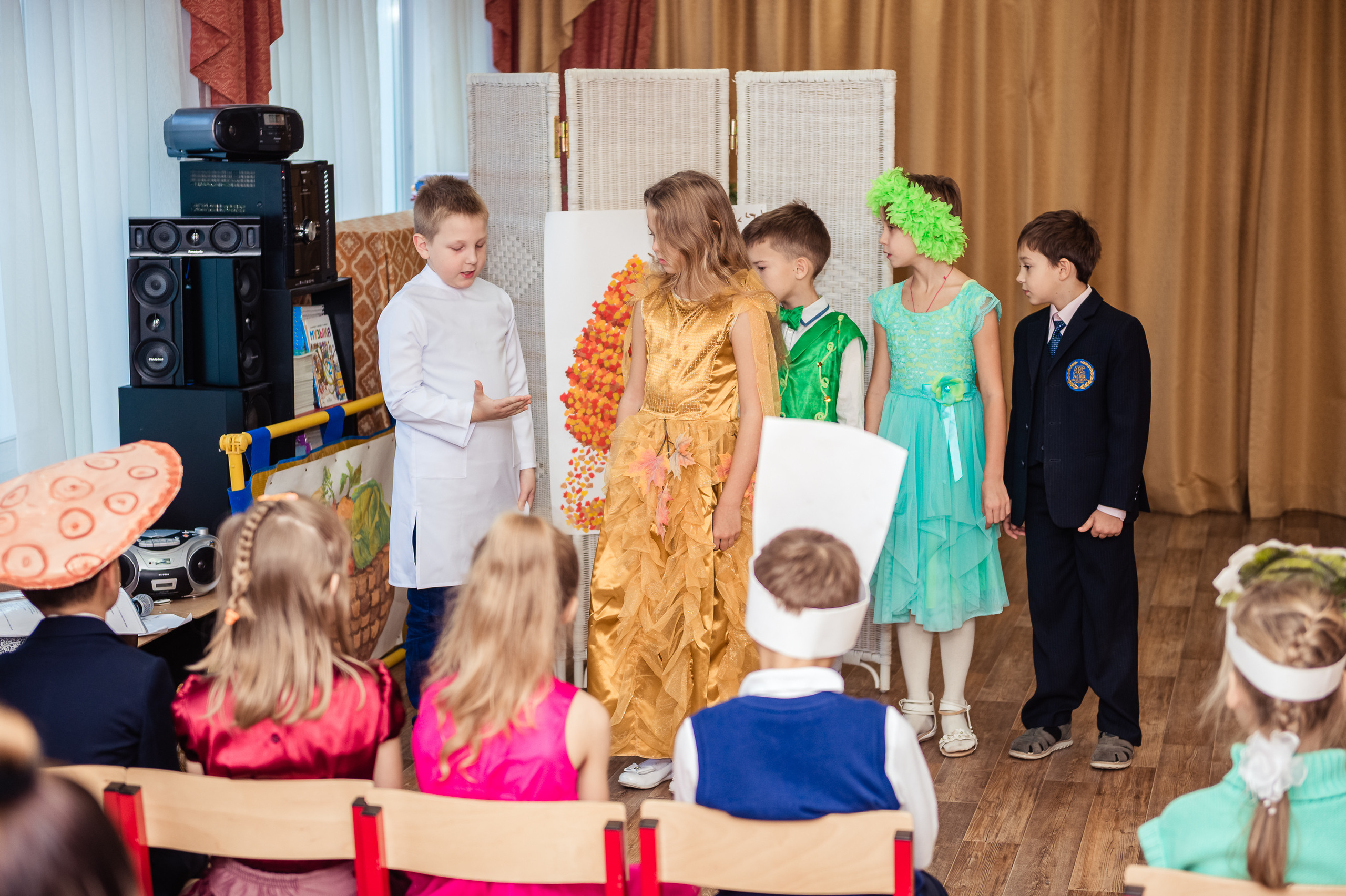 Праздник осени. Выпускной школьный альбом в Москве / Школьный фотограф Юлия Михайленко