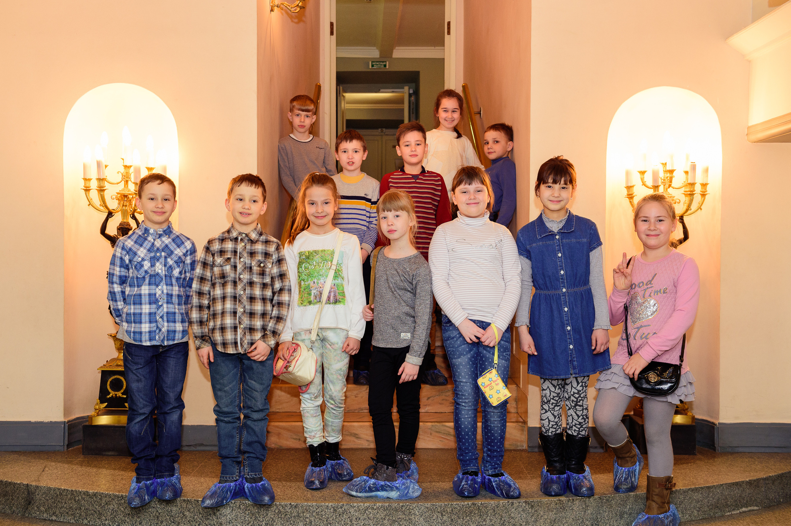 Экскурсия в Пушкинский музей. Выпускной школьный альбом в Москве / Школьный фотограф Юлия Михайленко