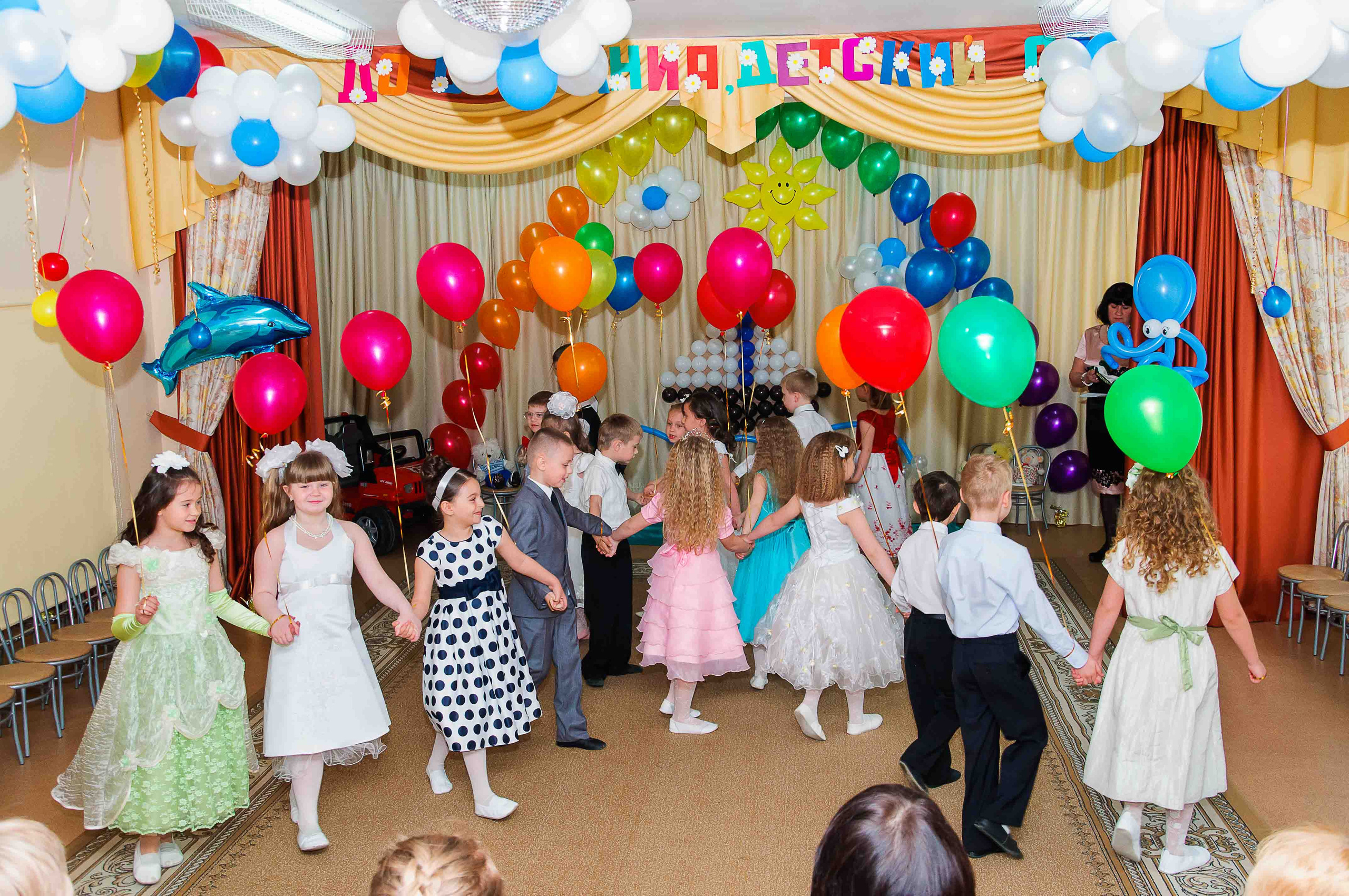Выпускной в детском саду. Выпускной школьный альбом в Москве / Школьный фотограф Юлия Михайленко