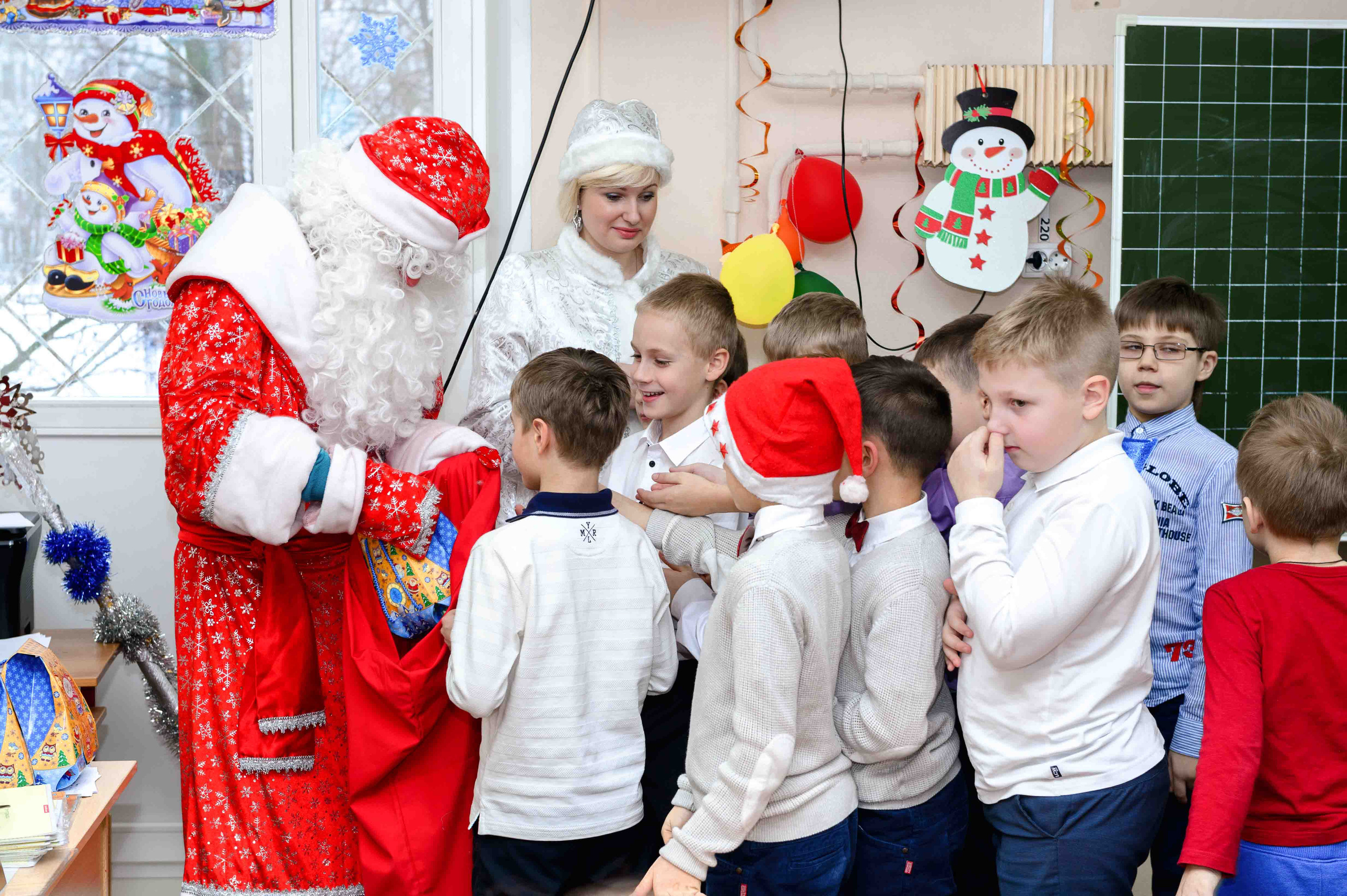Праздник на новый год. Выпускной школьный альбом в Москве / Школьный фотограф Юлия Михайленко