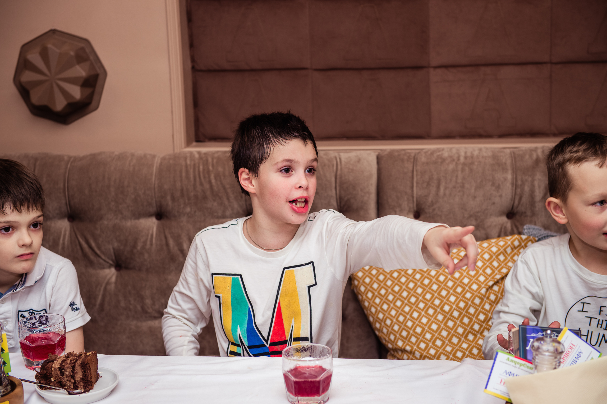 Веселый день рождения. Выпускной школьный альбом в Москве / Школьный фотограф Юлия Михайленко