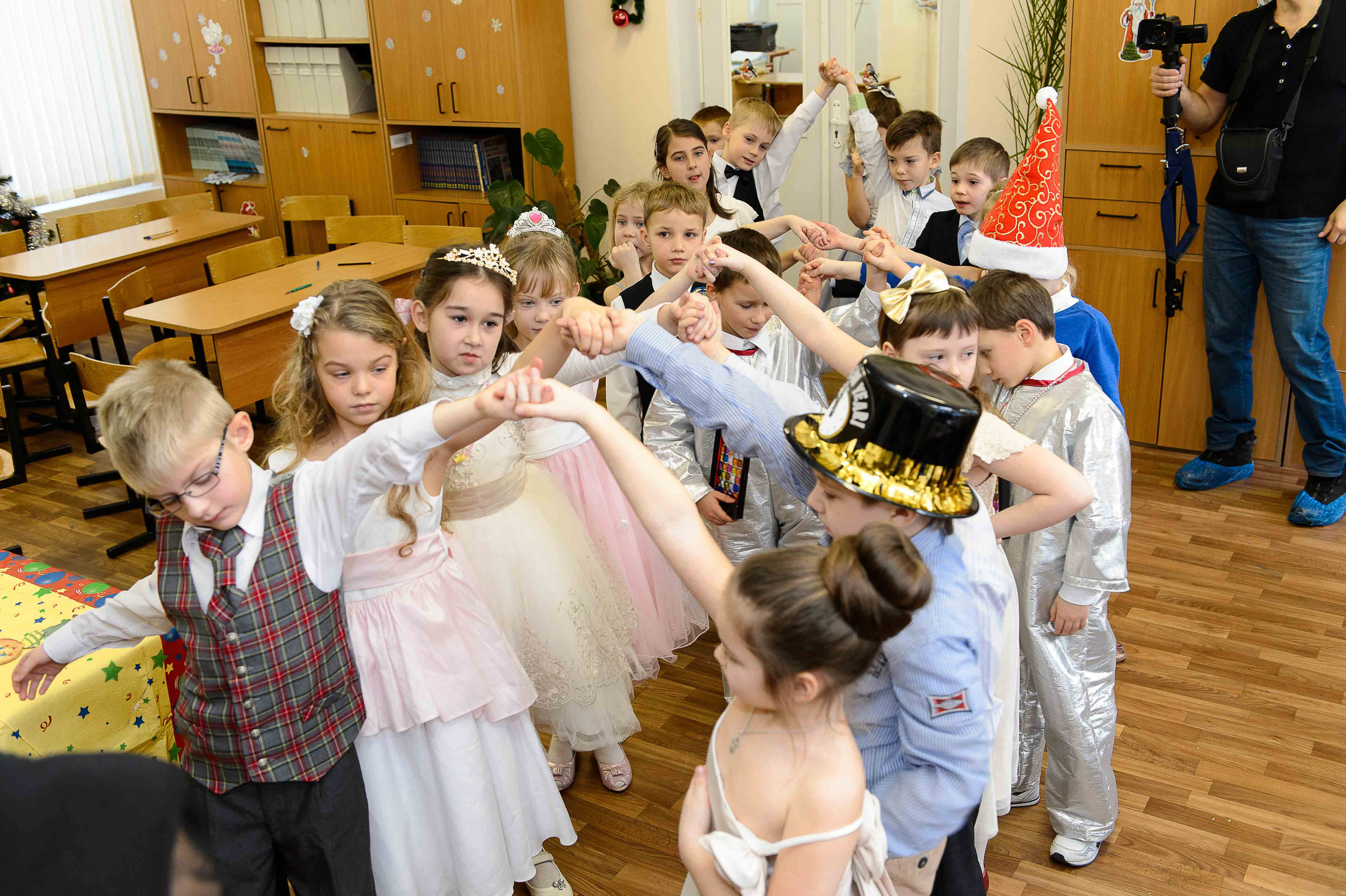 Викторина на Новый год в школе. Выпускной школьный альбом в Москве / Школьный фотограф Юлия Михайленко