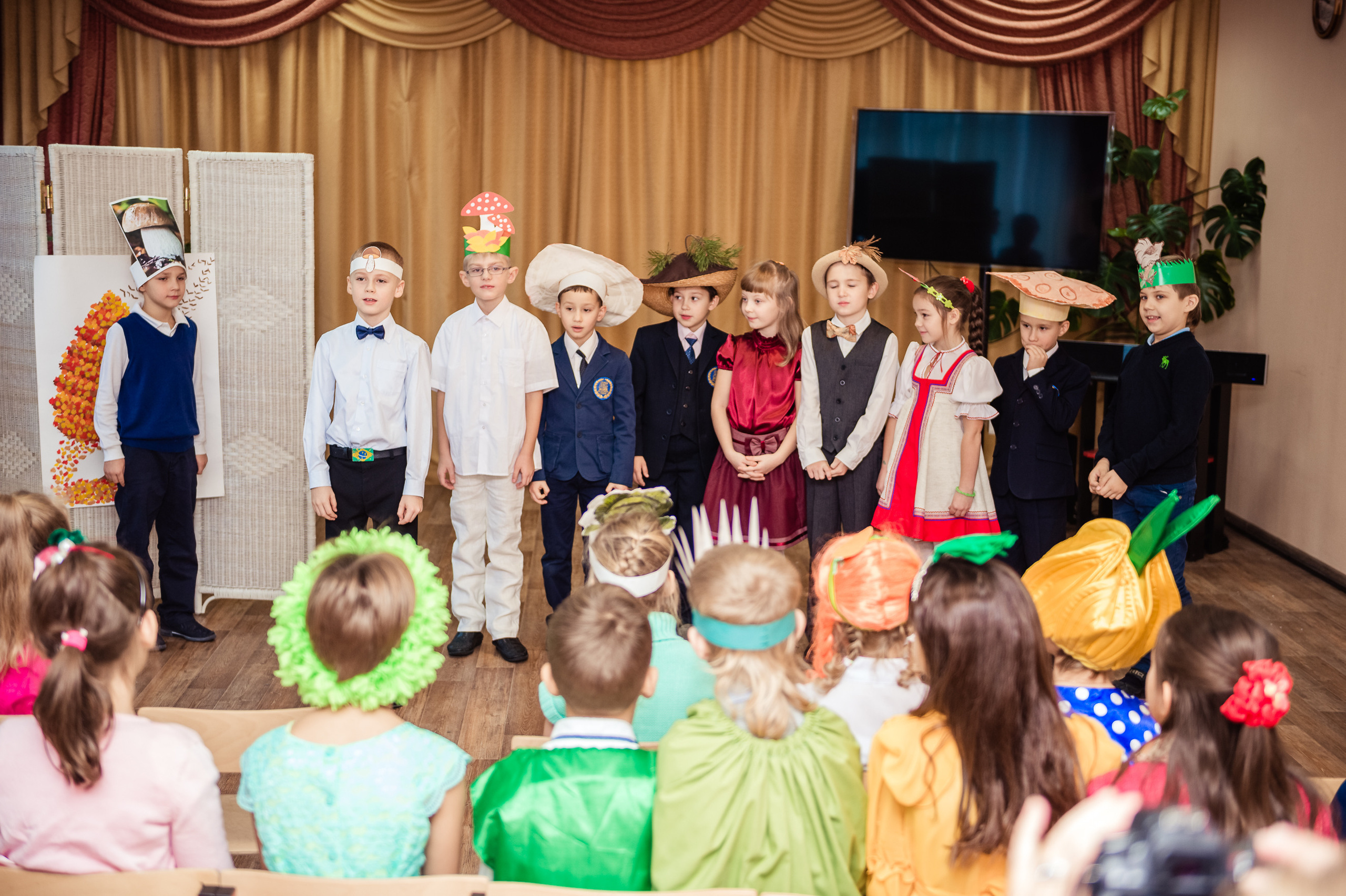 Праздник осени. Выпускной школьный альбом в Москве / Школьный фотограф Юлия Михайленко