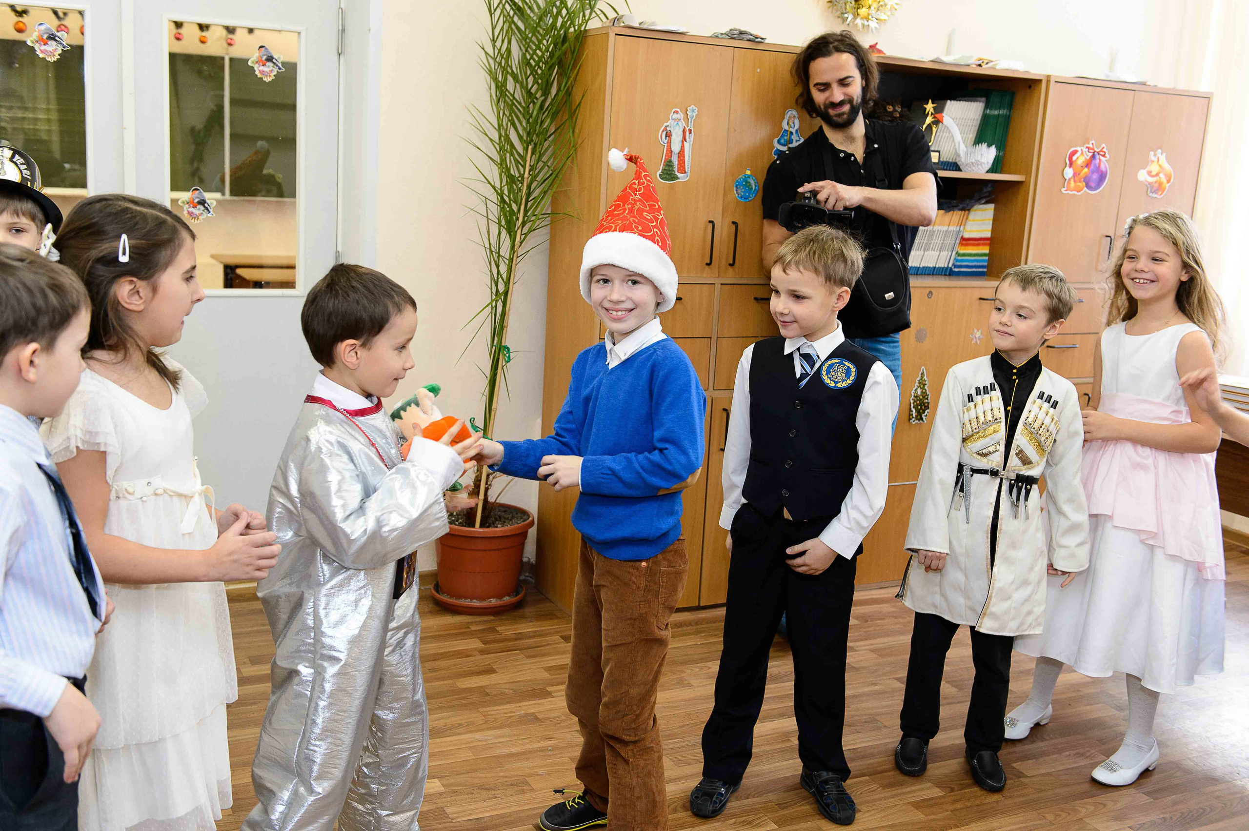 Викторина на Новый год в школе. Выпускной школьный альбом в Москве / Школьный фотограф Юлия Михайленко