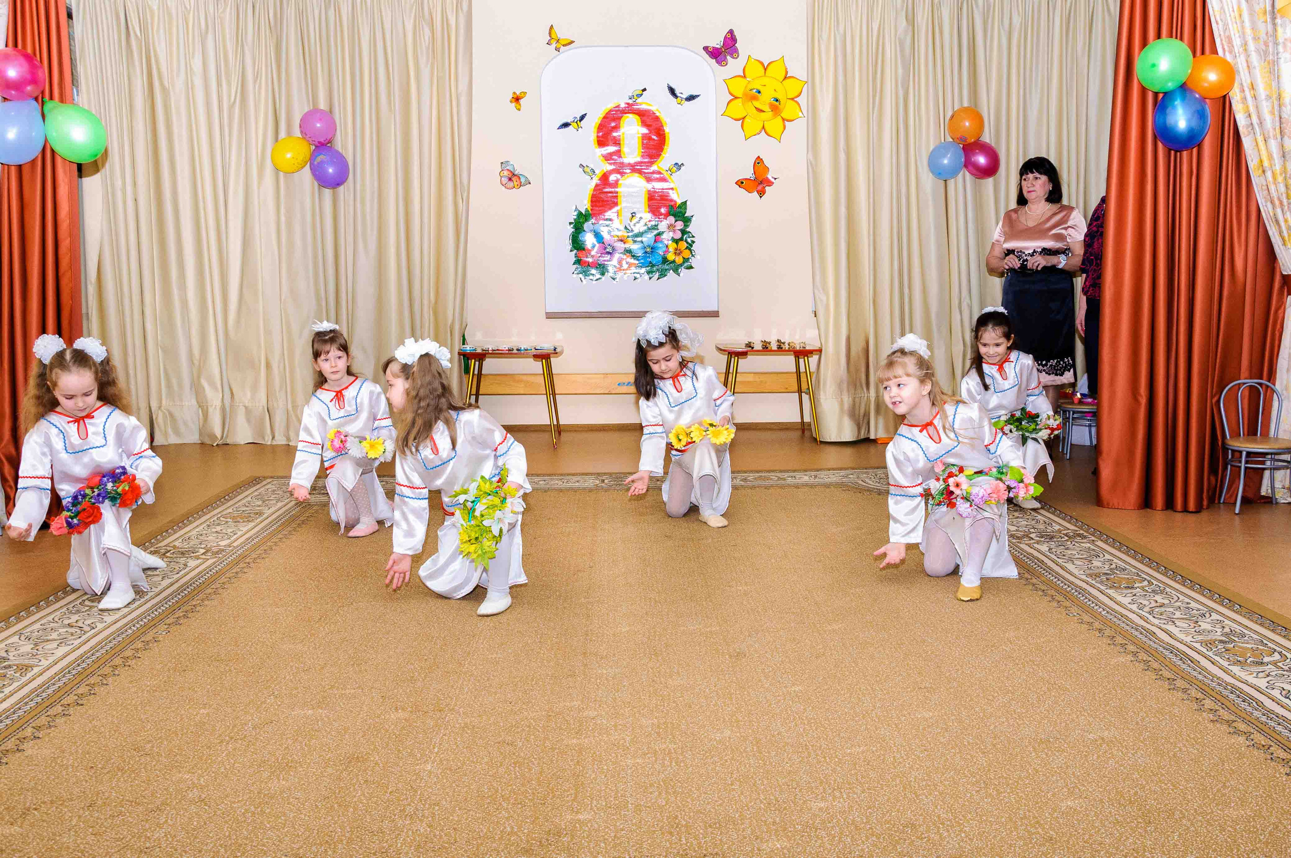 Утренник на 8 марта. Выпускной школьный альбом в Москве / Школьный фотограф Юлия Михайленко