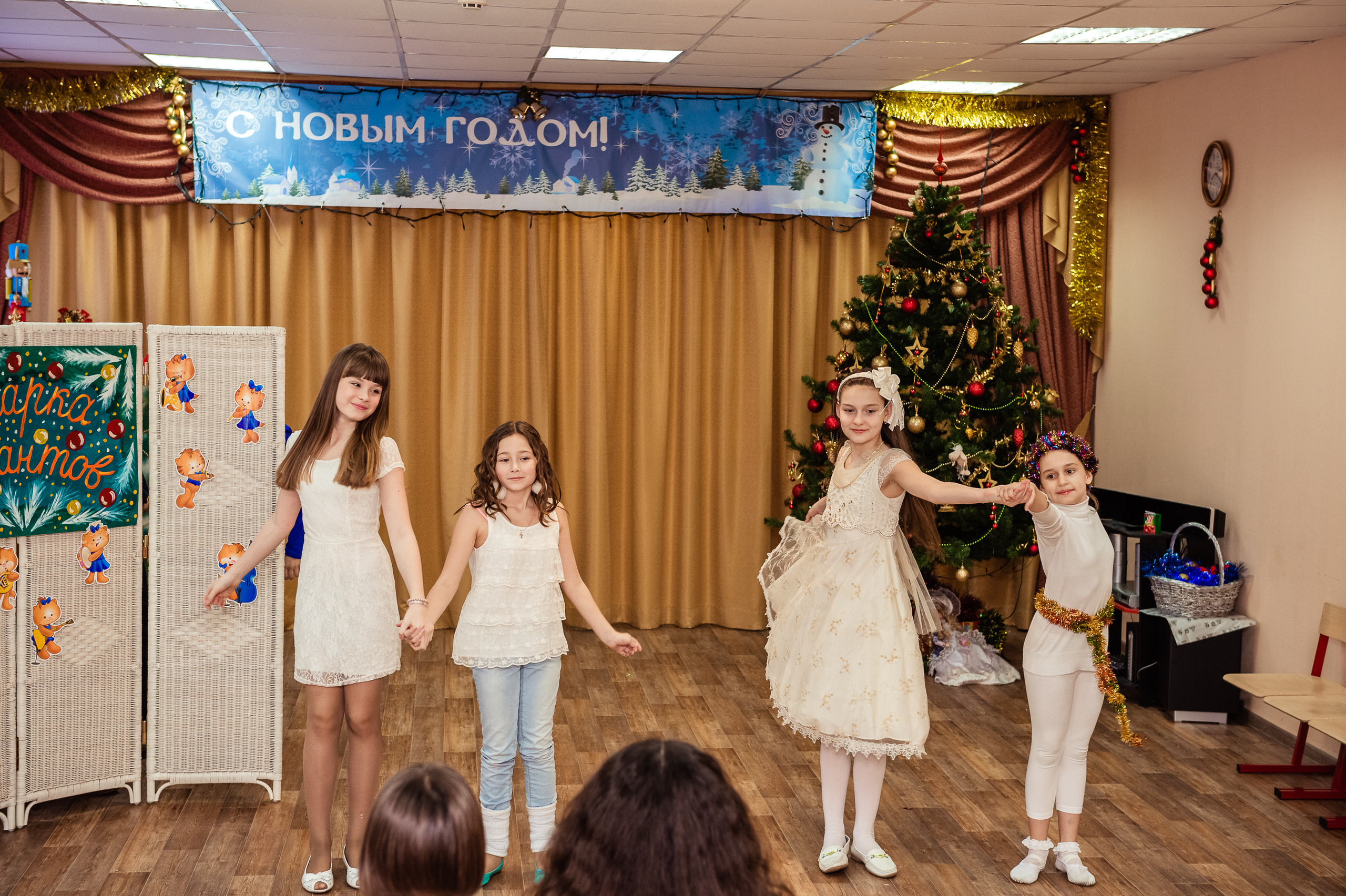 Ярмарка талантов. Праздник на Новый год. Выпускной школьный альбом в Москве / Школьный фотограф Юлия Михайленко