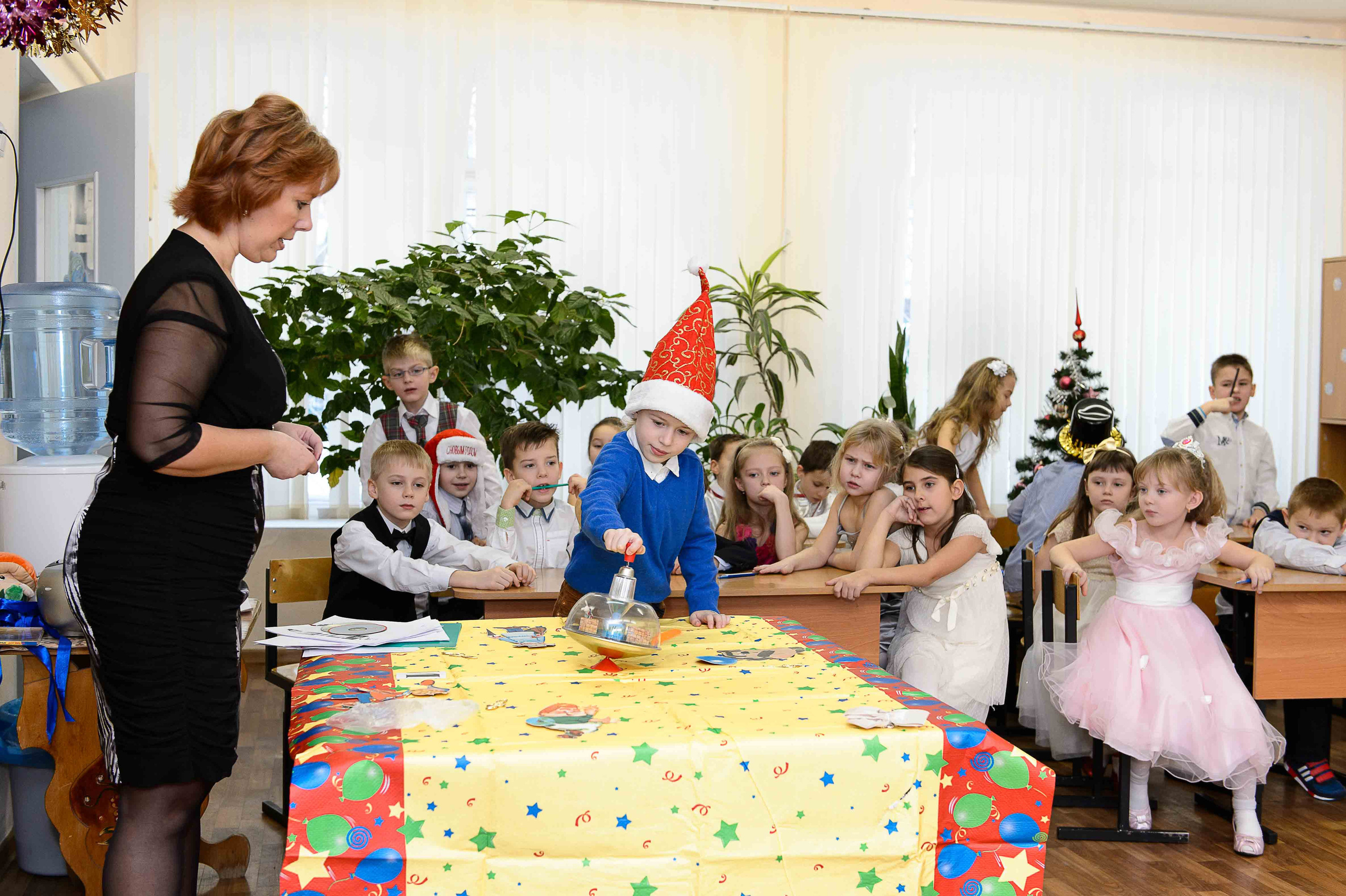 Викторина на Новый год в школе. Выпускной школьный альбом в Москве / Школьный фотограф Юлия Михайленко
