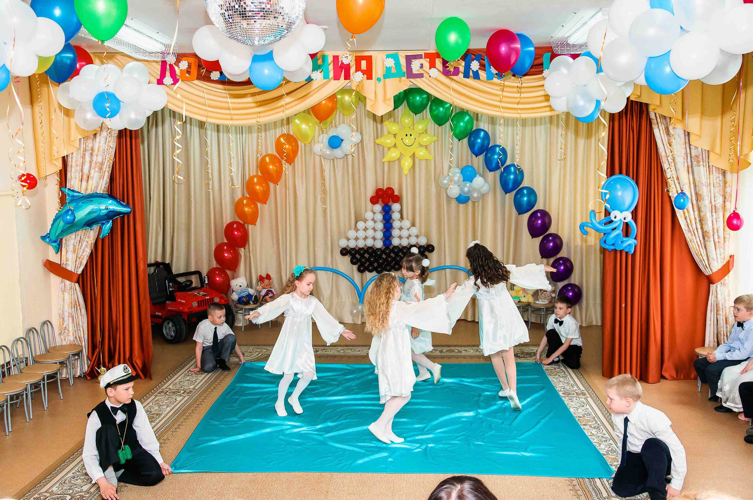 Выпускной в детском саду. Выпускной школьный альбом в Москве / Школьный фотограф Юлия Михайленко