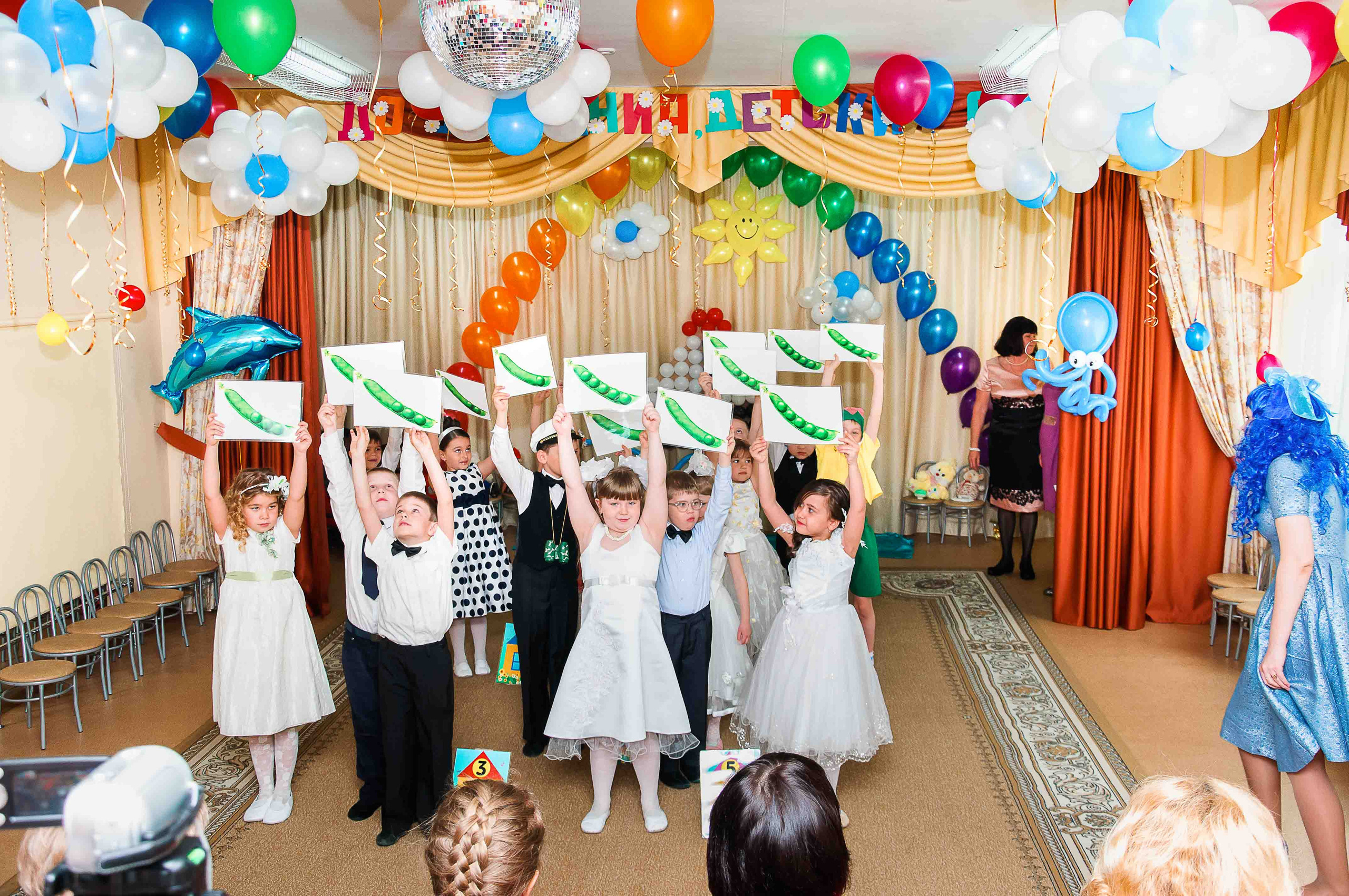 Выпускной в детском саду. Выпускной школьный альбом в Москве / Школьный фотограф Юлия Михайленко