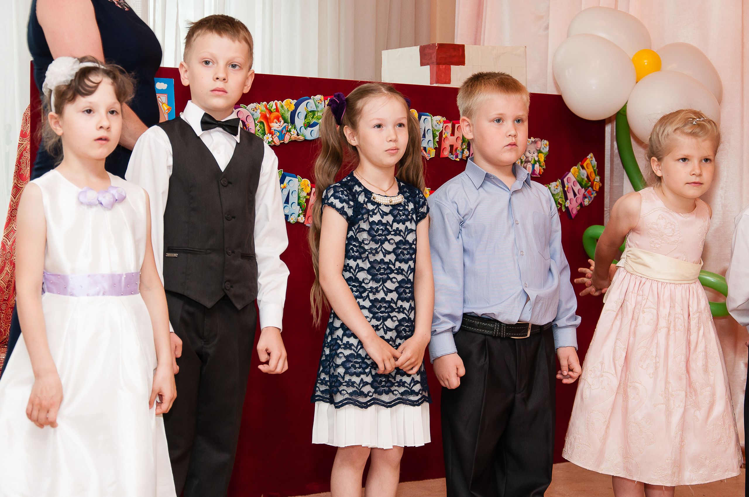 Праздничный выпускной. Выпускной школьный альбом в Москве / Школьный фотограф Юлия Михайленко