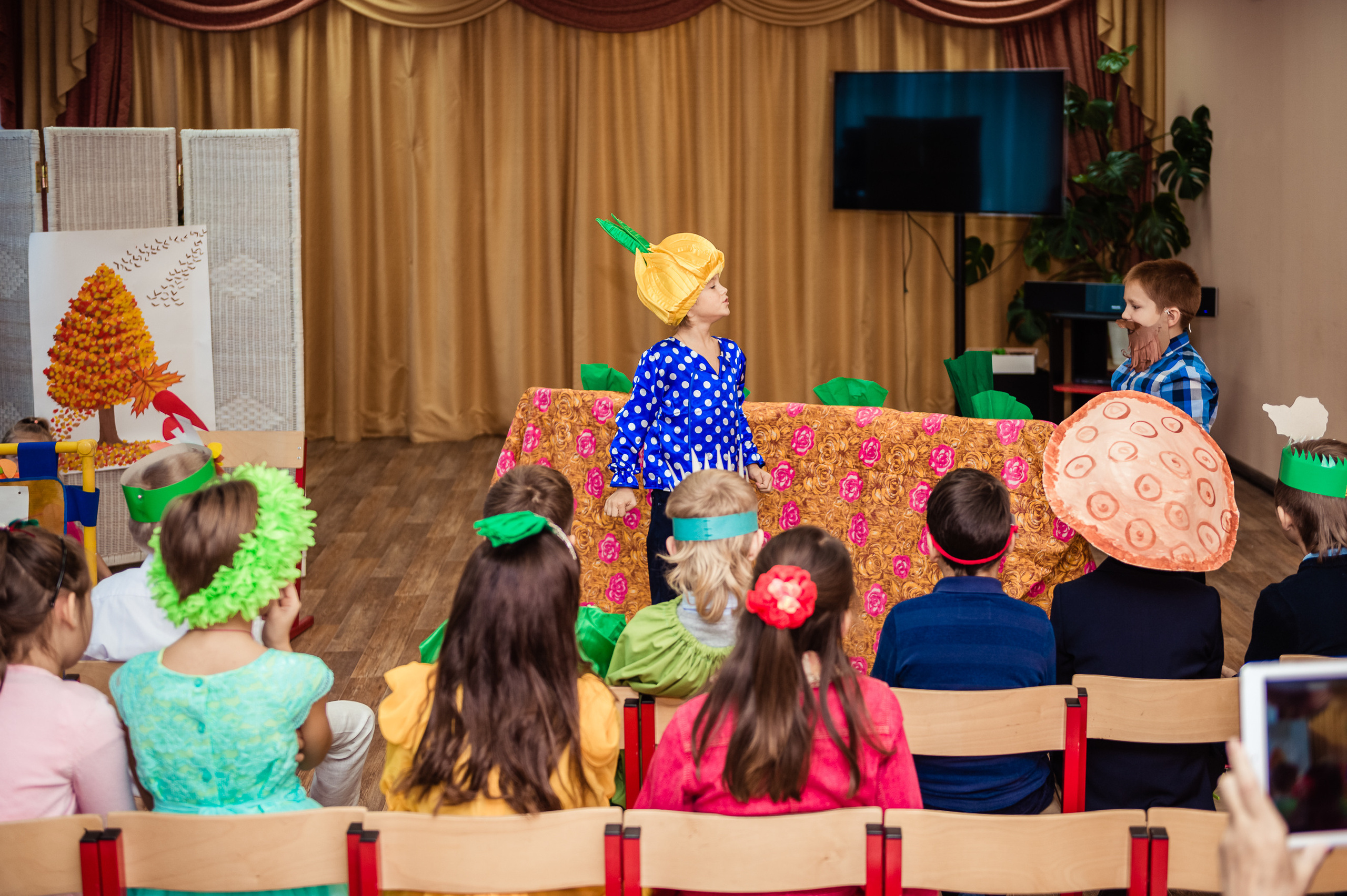Праздник осени. Выпускной школьный альбом в Москве / Школьный фотограф Юлия Михайленко