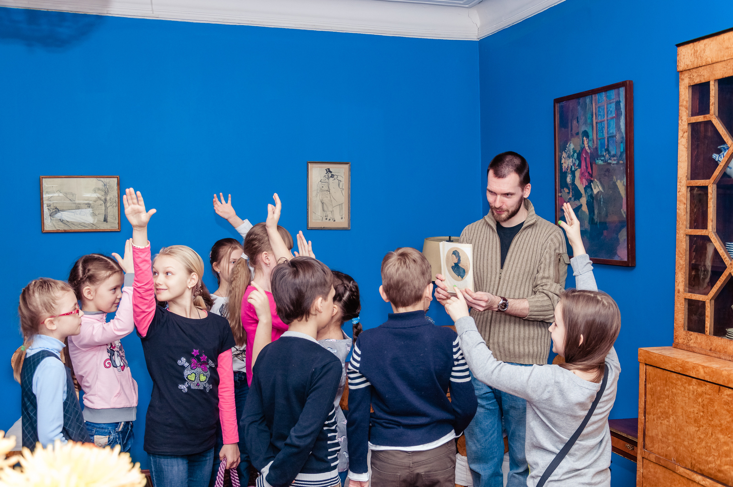 Переделкино. В гости к К.Чуковскому. Выпускной школьный альбом в Москве / Школьный фотограф Юлия Михайленко