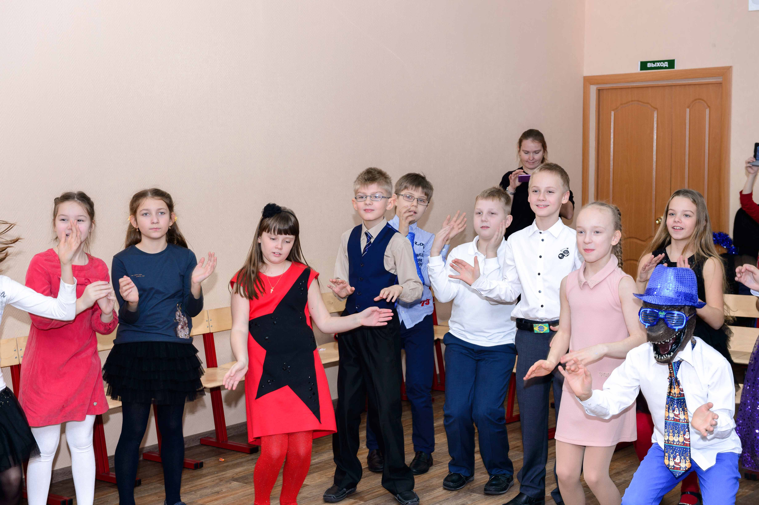 Праздник на новый год. Выпускной школьный альбом в Москве / Школьный фотограф Юлия Михайленко