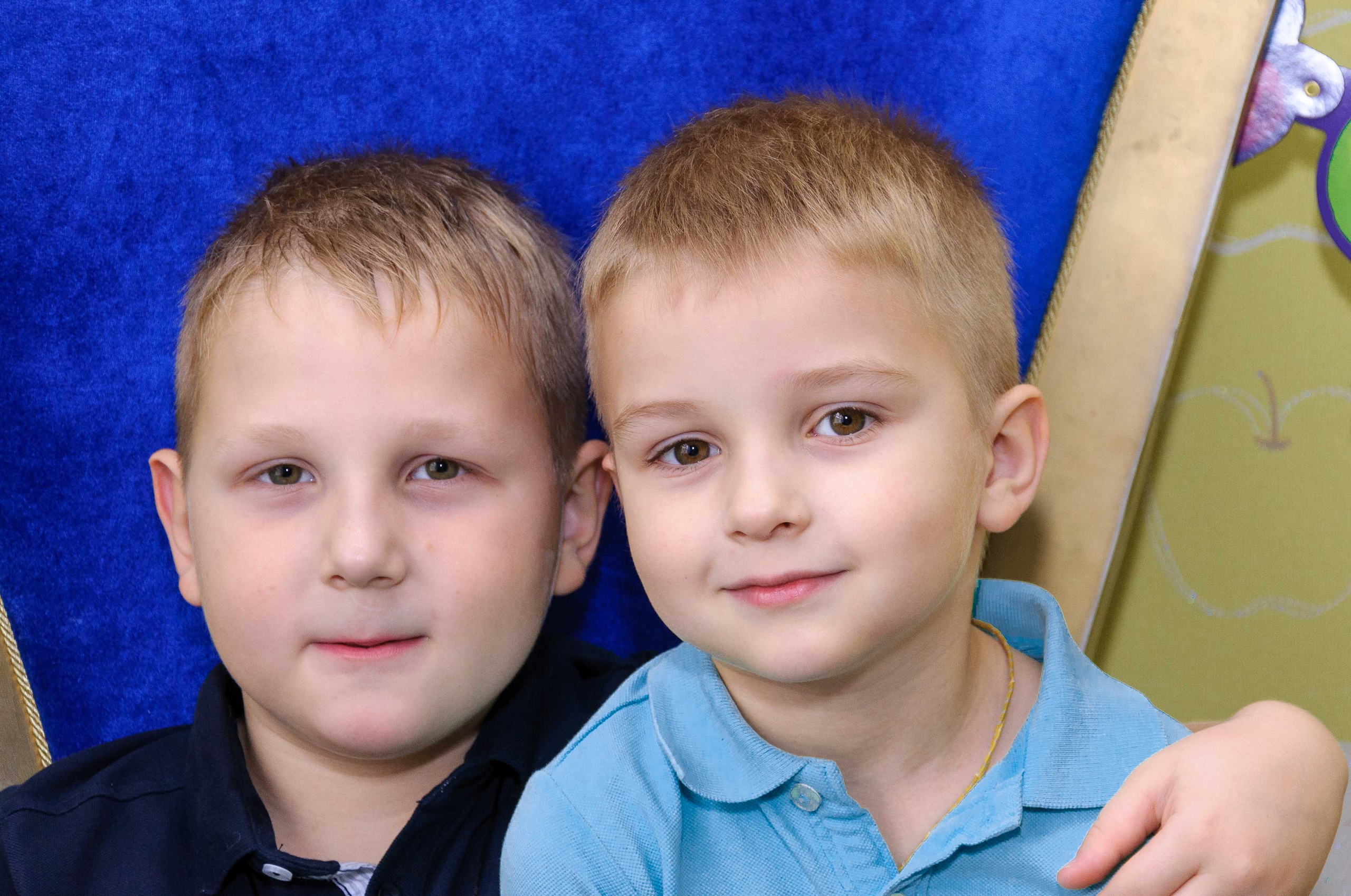 День рождения в кафе АндерСон. Выпускной школьный альбом в Москве / Школьный фотограф Юлия Михайленко