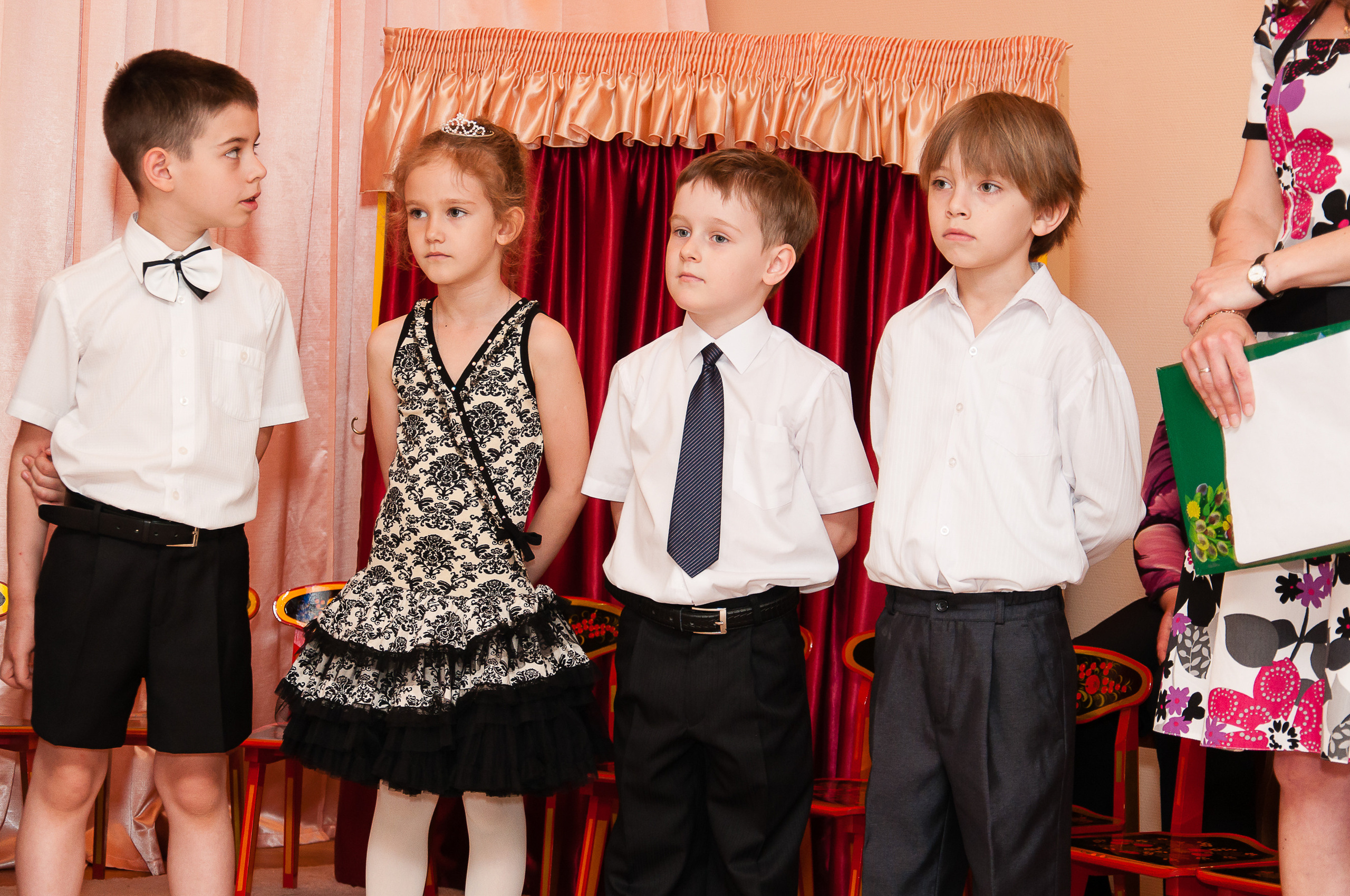 Праздничный выпускной. Выпускной школьный альбом в Москве / Школьный фотограф Юлия Михайленко