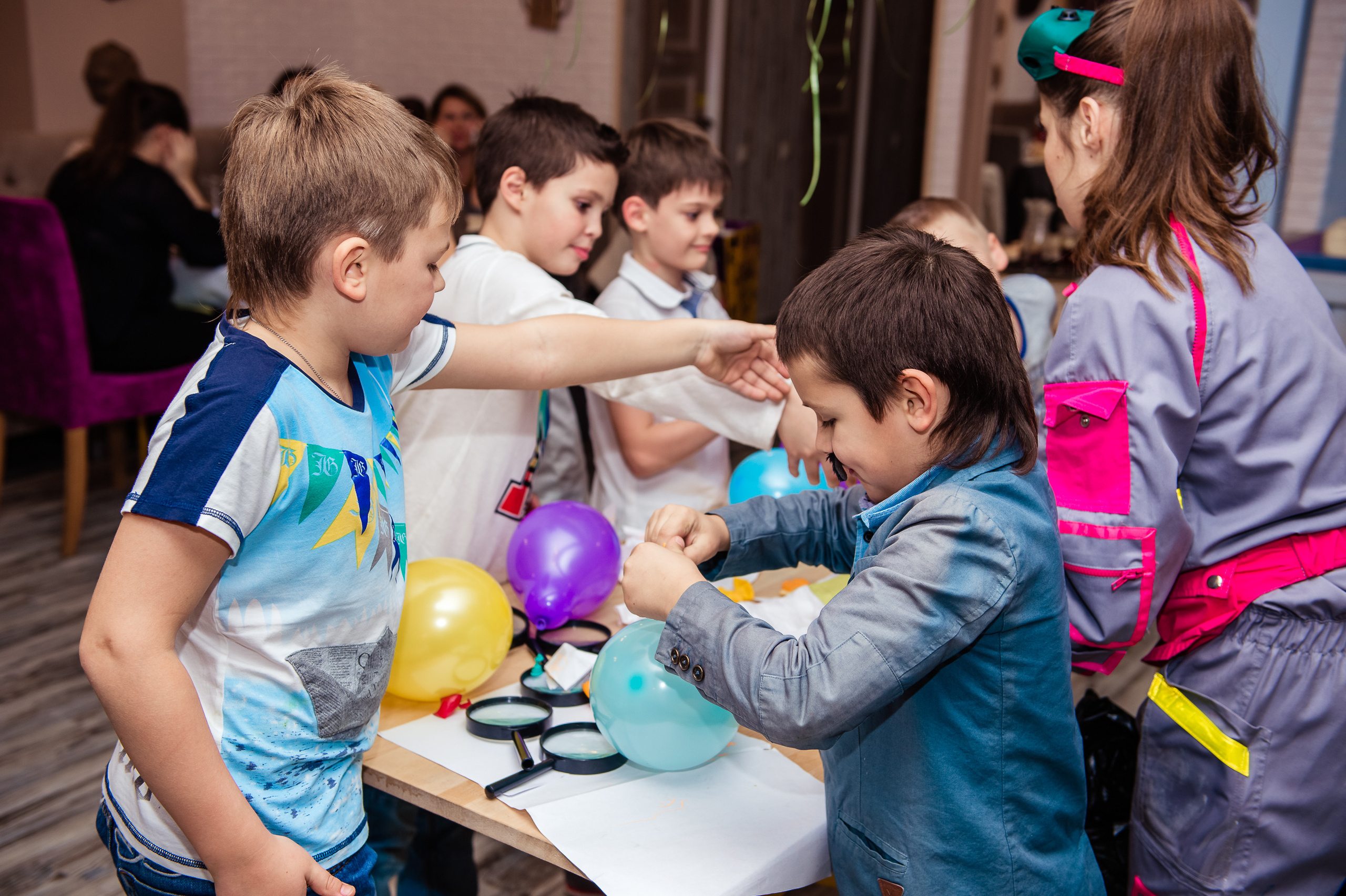 Веселый день рождения. Выпускной школьный альбом в Москве / Школьный фотограф Юлия Михайленко