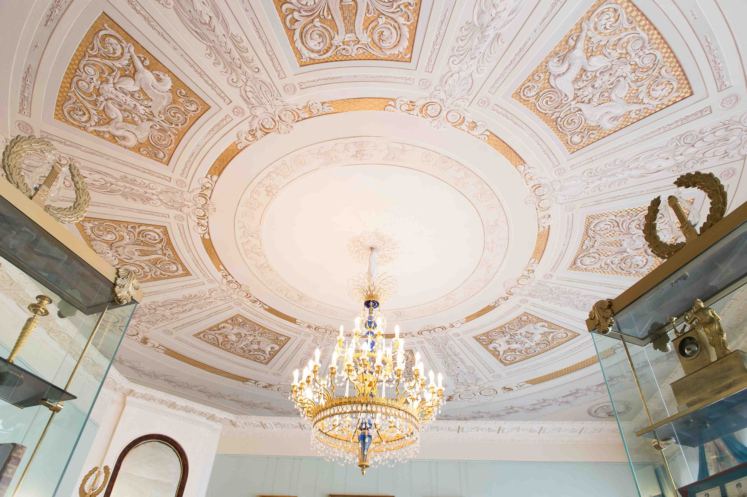 Экскурсия в Пушкинский музей. Выпускной школьный альбом в Москве / Школьный фотограф Юлия Михайленко