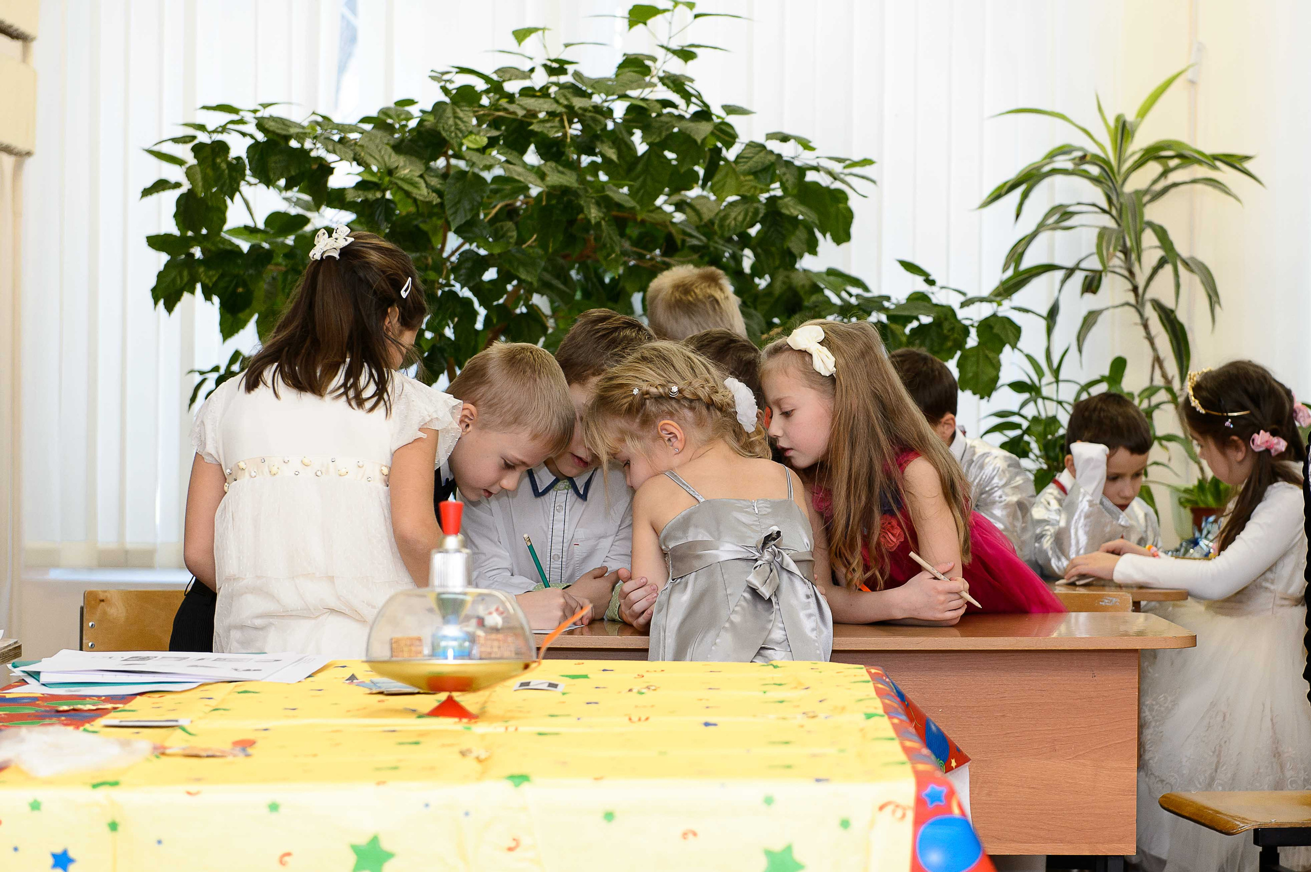 Викторина на Новый год в школе. Выпускной школьный альбом в Москве / Школьный фотограф Юлия Михайленко