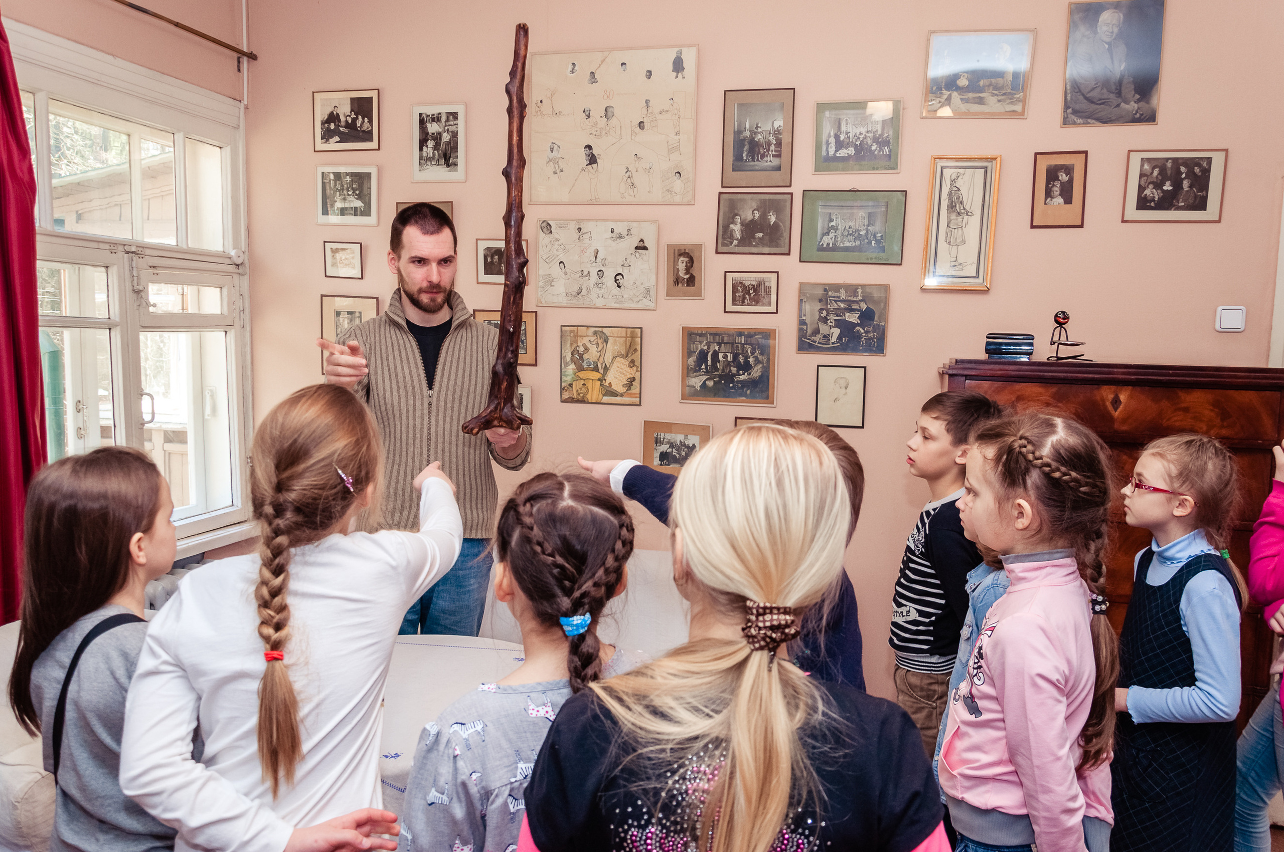 Переделкино. В гости к К.Чуковскому. Выпускной школьный альбом в Москве / Школьный фотограф Юлия Михайленко