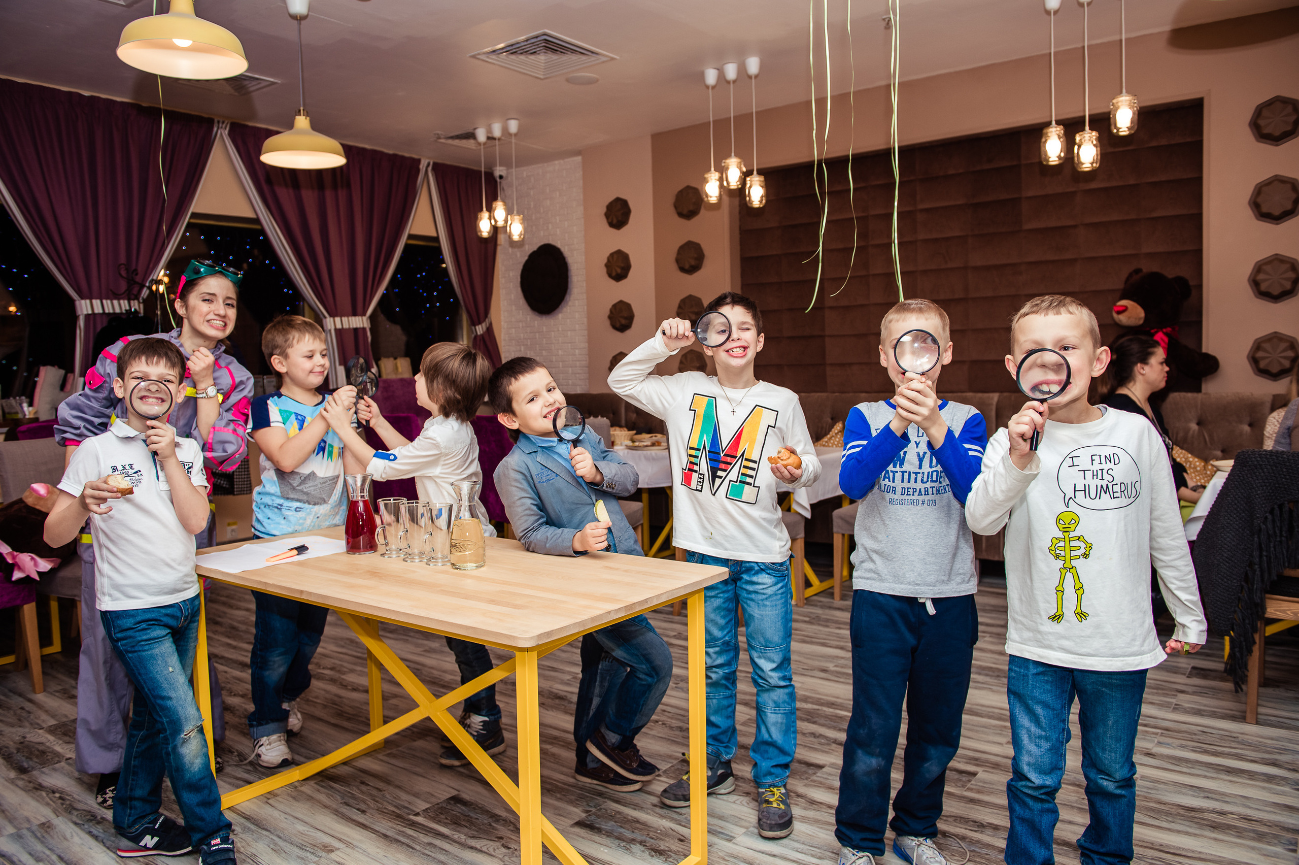 Веселый день рождения. Выпускной школьный альбом в Москве / Школьный фотограф Юлия Михайленко