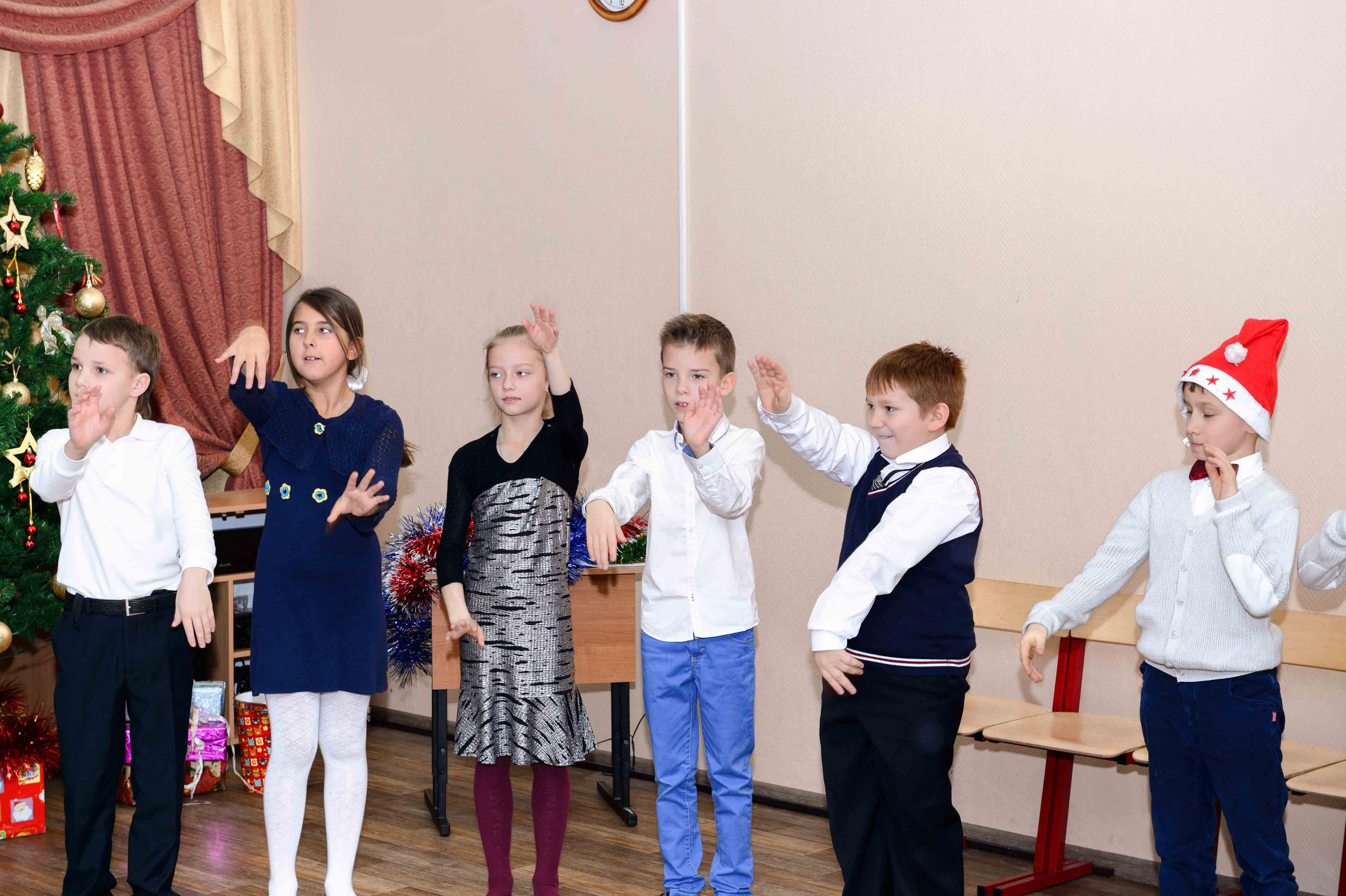 Праздник на новый год. Выпускной школьный альбом в Москве / Школьный фотограф Юлия Михайленко