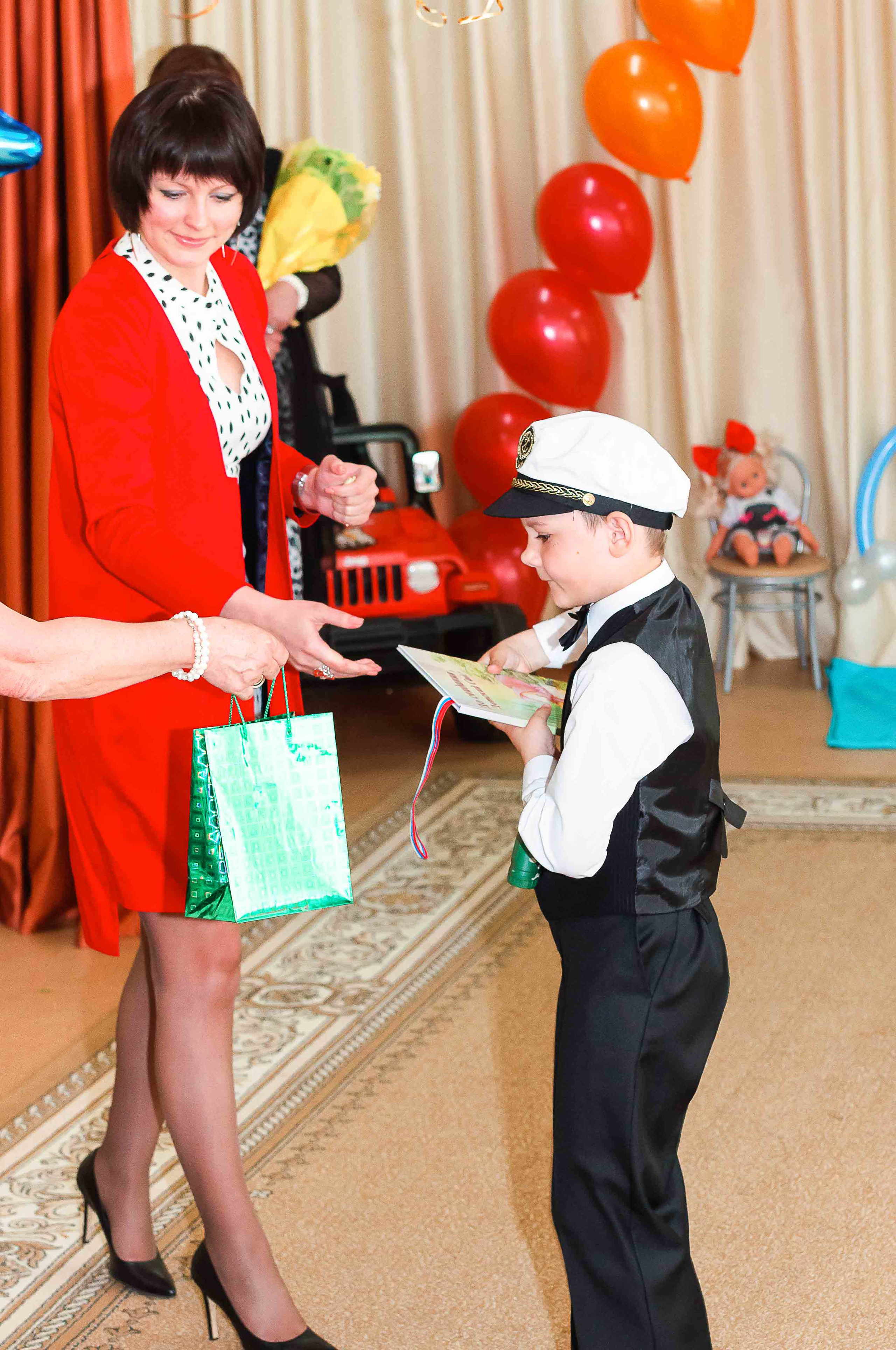 Выпускной в детском саду. Выпускной школьный альбом в Москве / Школьный фотограф Юлия Михайленко