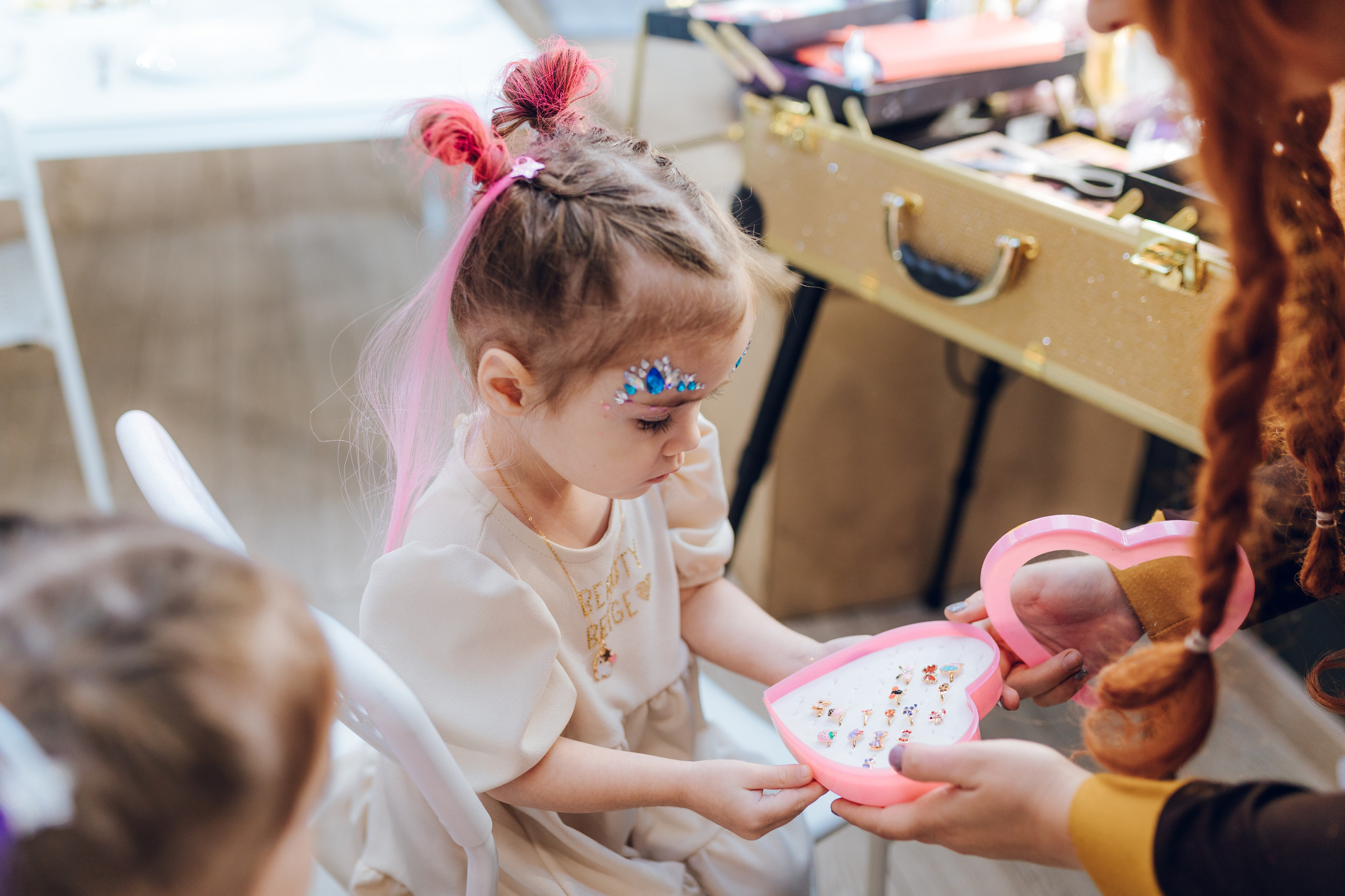 Оливия 4 года. Главная