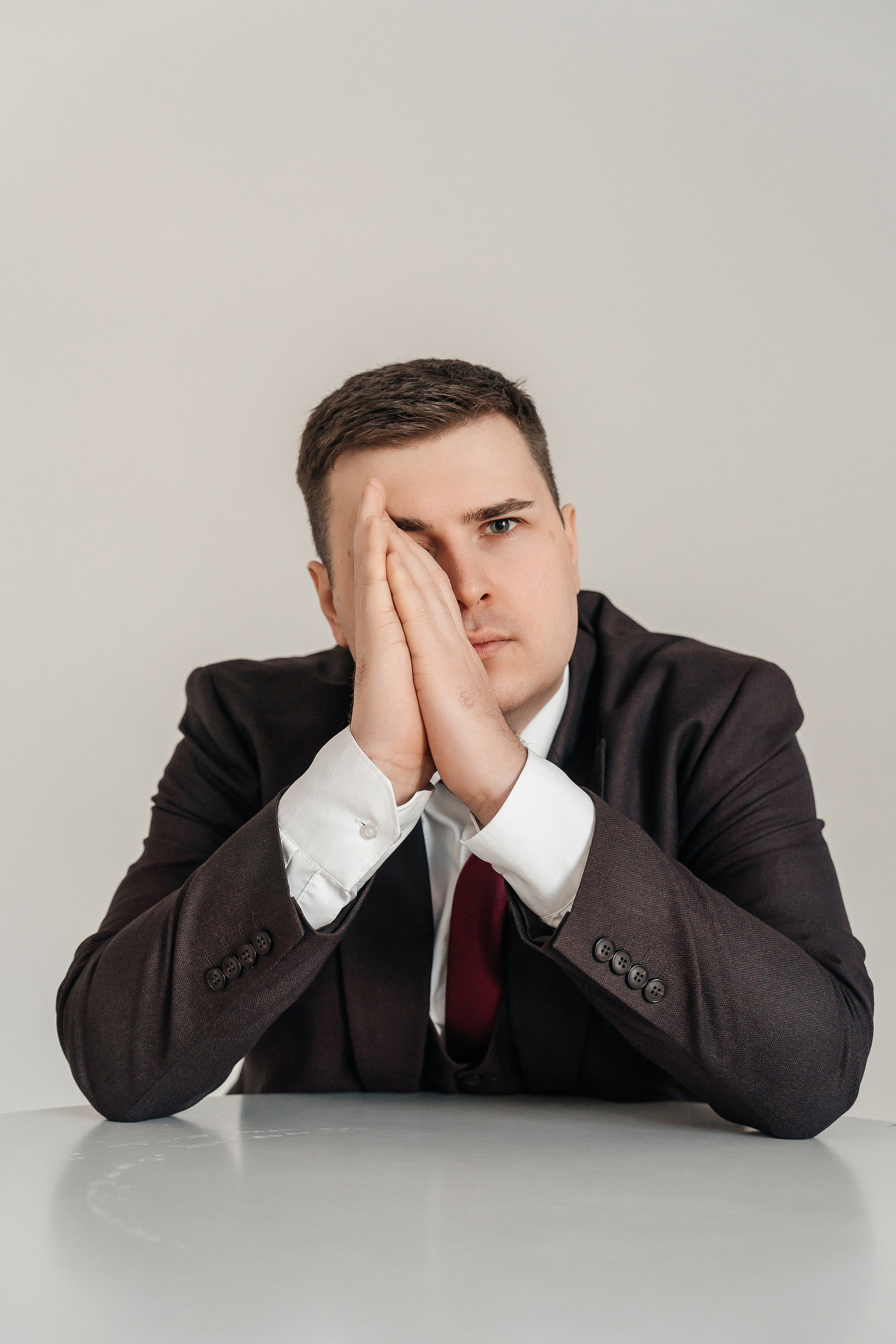 Юридическая компания Контент. Lokos.pro Ник Соколов Фото и Видео Москва/Ростов-на-Дону