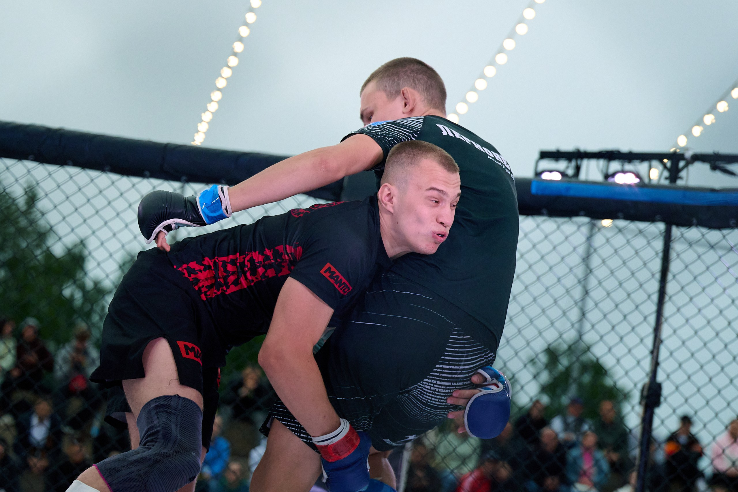 ММА. Битва на Иже-4. Спортивный репортажный фотограф в Ижевске Сергей Мерзляков