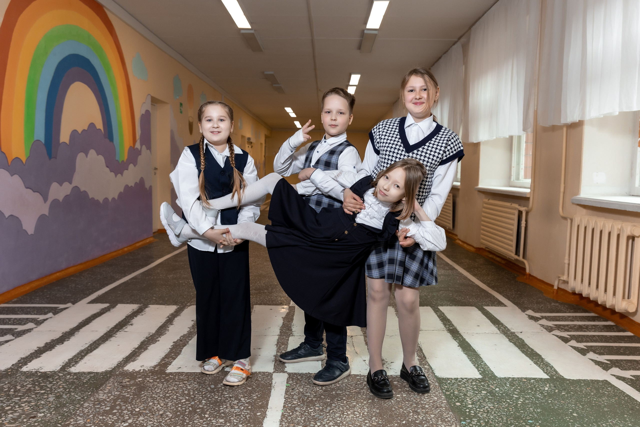 Школа 54 4А кл (2023-24) 2 часовая фотосессия в школе. Свадебный и Семейный фотограф г. Ижевск Гульназ Солдатова. Гульназ фото