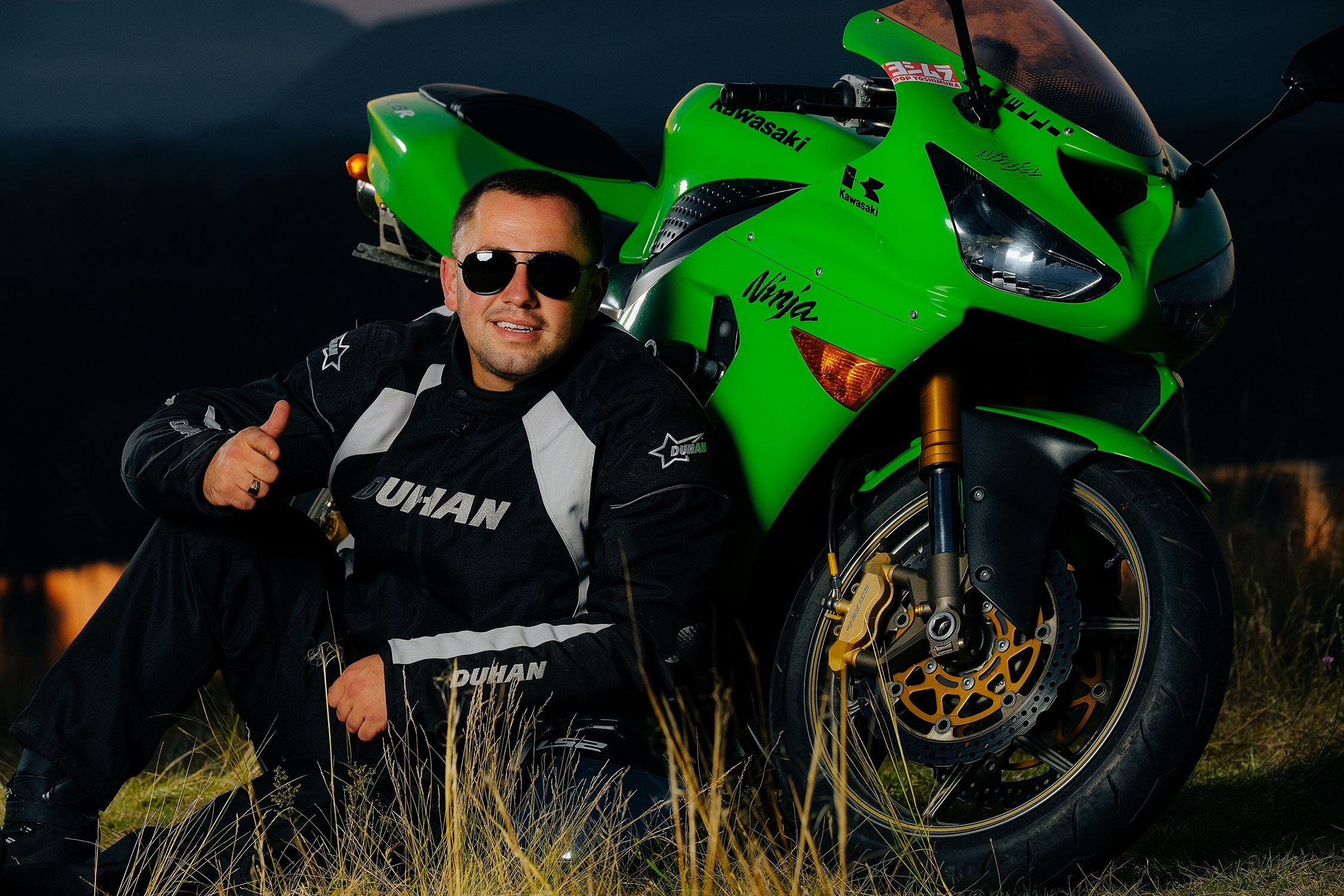 Фотосессия с мотоциклом услуги фотографа. Фотограф Красноярск Алексей Семенихин