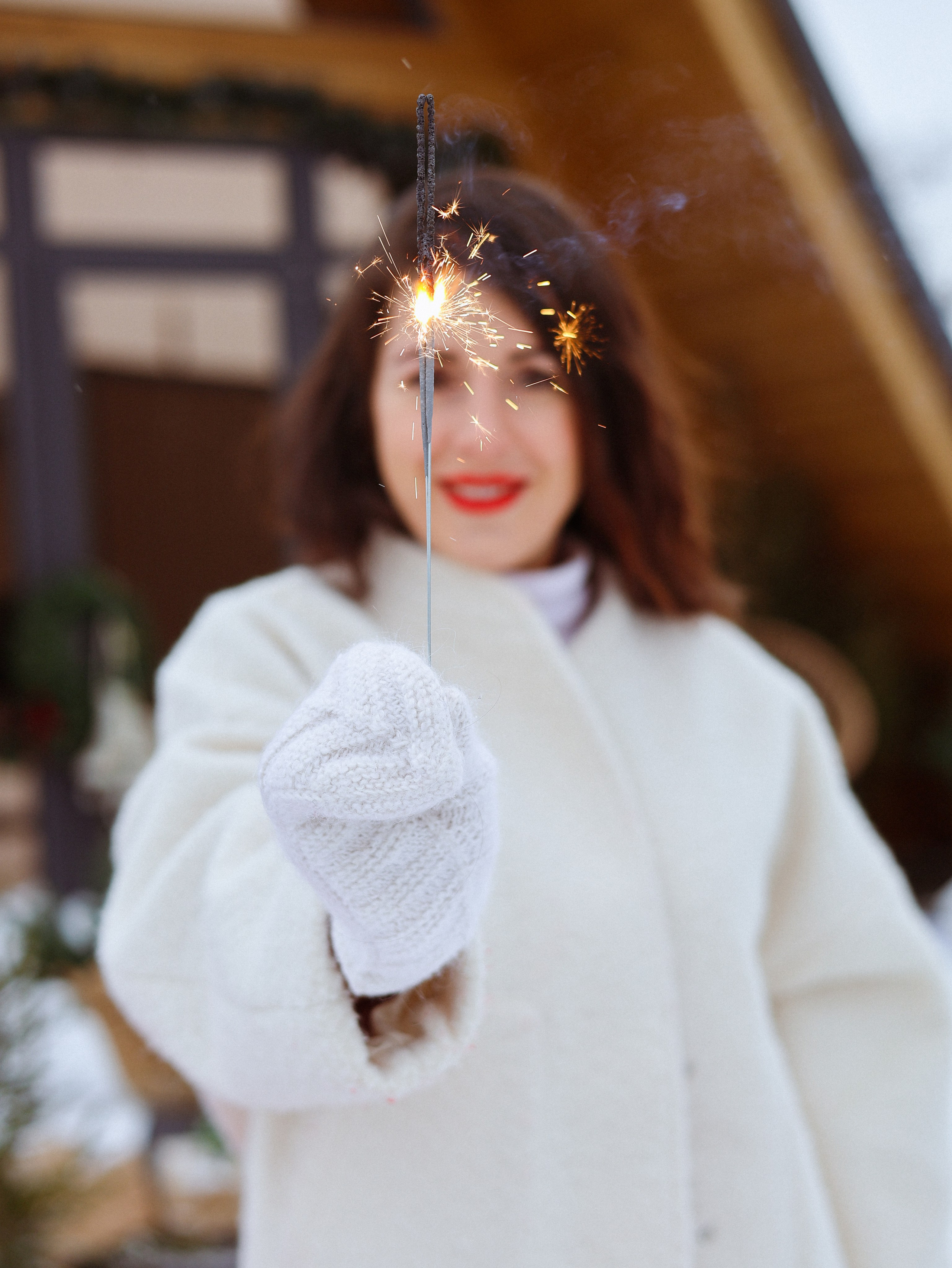 Вера в красном. Мания, портретный фотограф в городе Оренбург