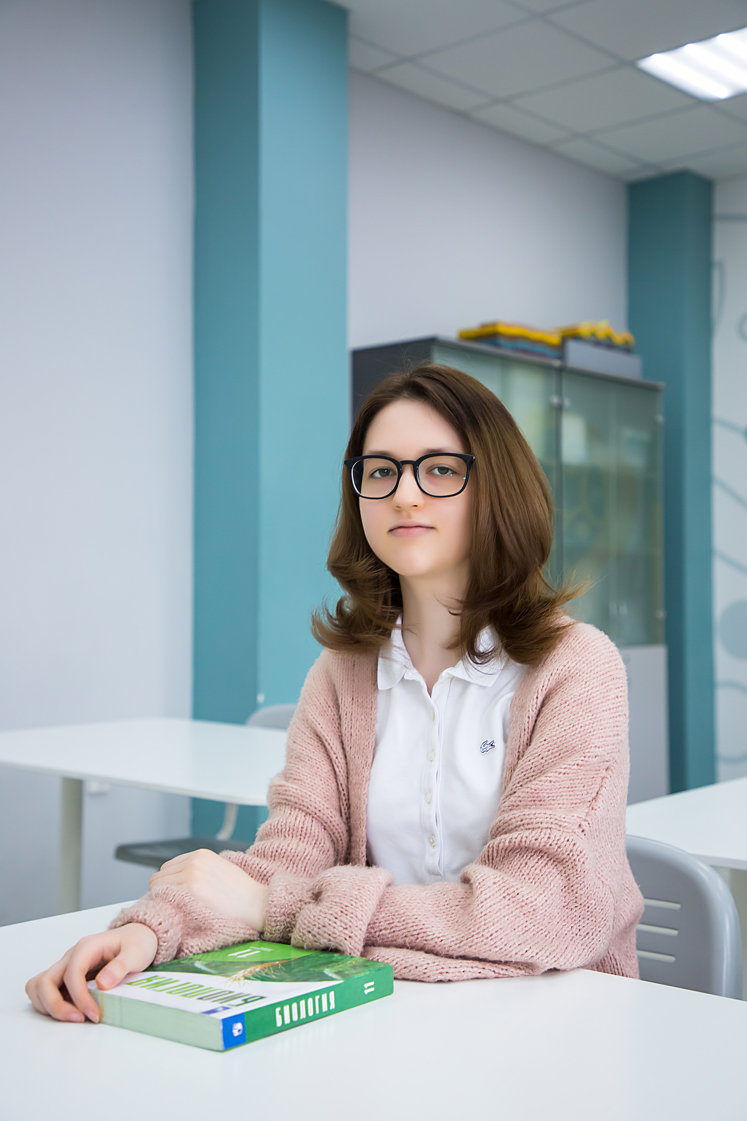 Лидер Гимназия. Свадебный и семейный фотограф/видеограф в Краснодаре Наталья Осинская