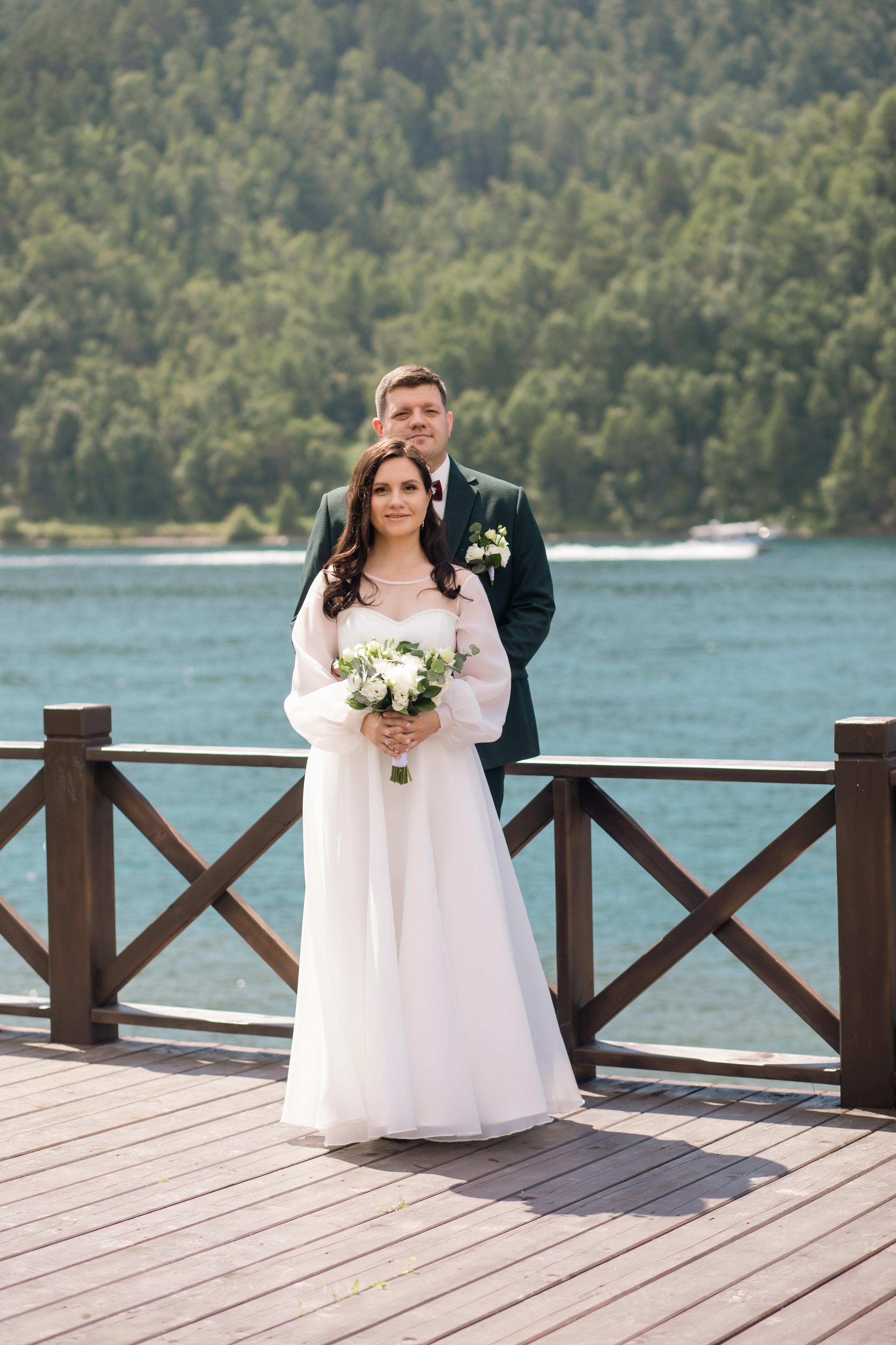 Денис и Екатерина. Церемония на берегу Байкала. Фотограф Татьяна Ступина Иркутск