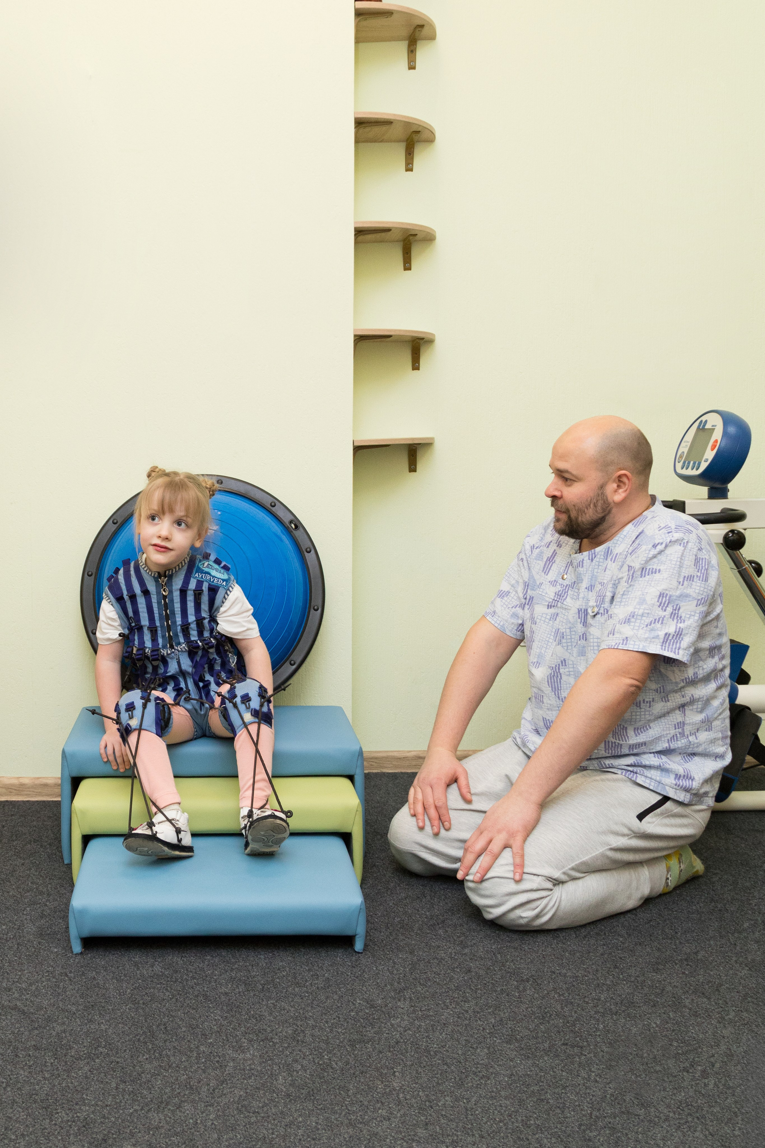 Для детского реабилитационного центра Первый шаг. Детский и контент фотограф Надя Волкова Санкт-Петербург