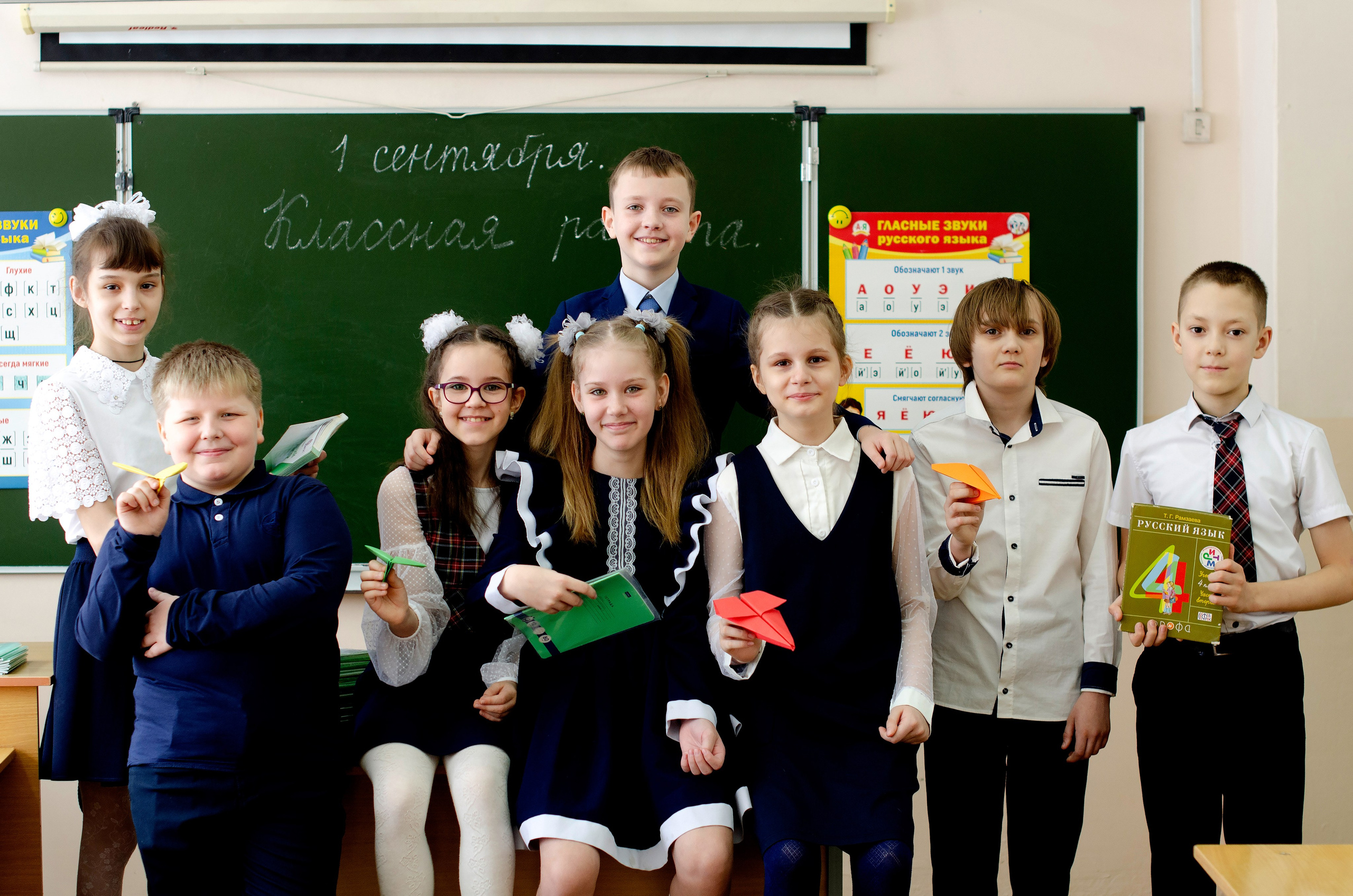 Фотосессия на альбом «Прощай начальная школа». Фотограф в Хабаровске