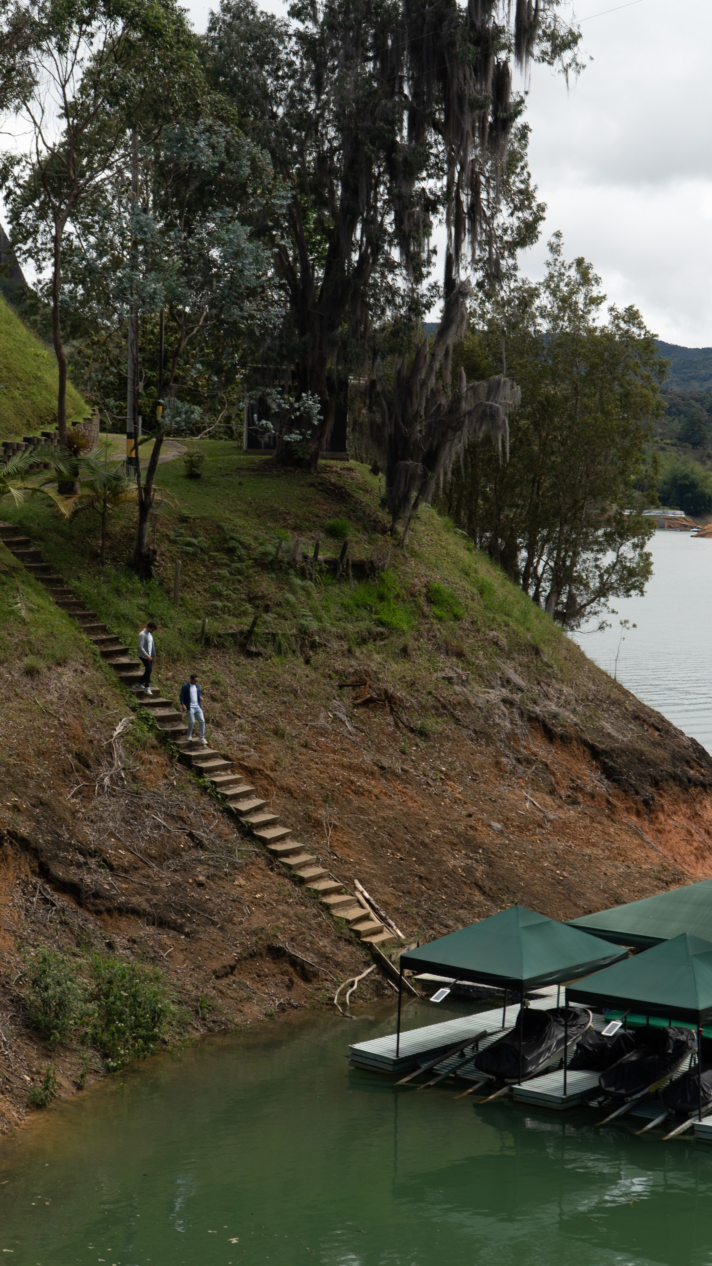 Guatape full. Wedding Photographer in Barcelona and Medellin