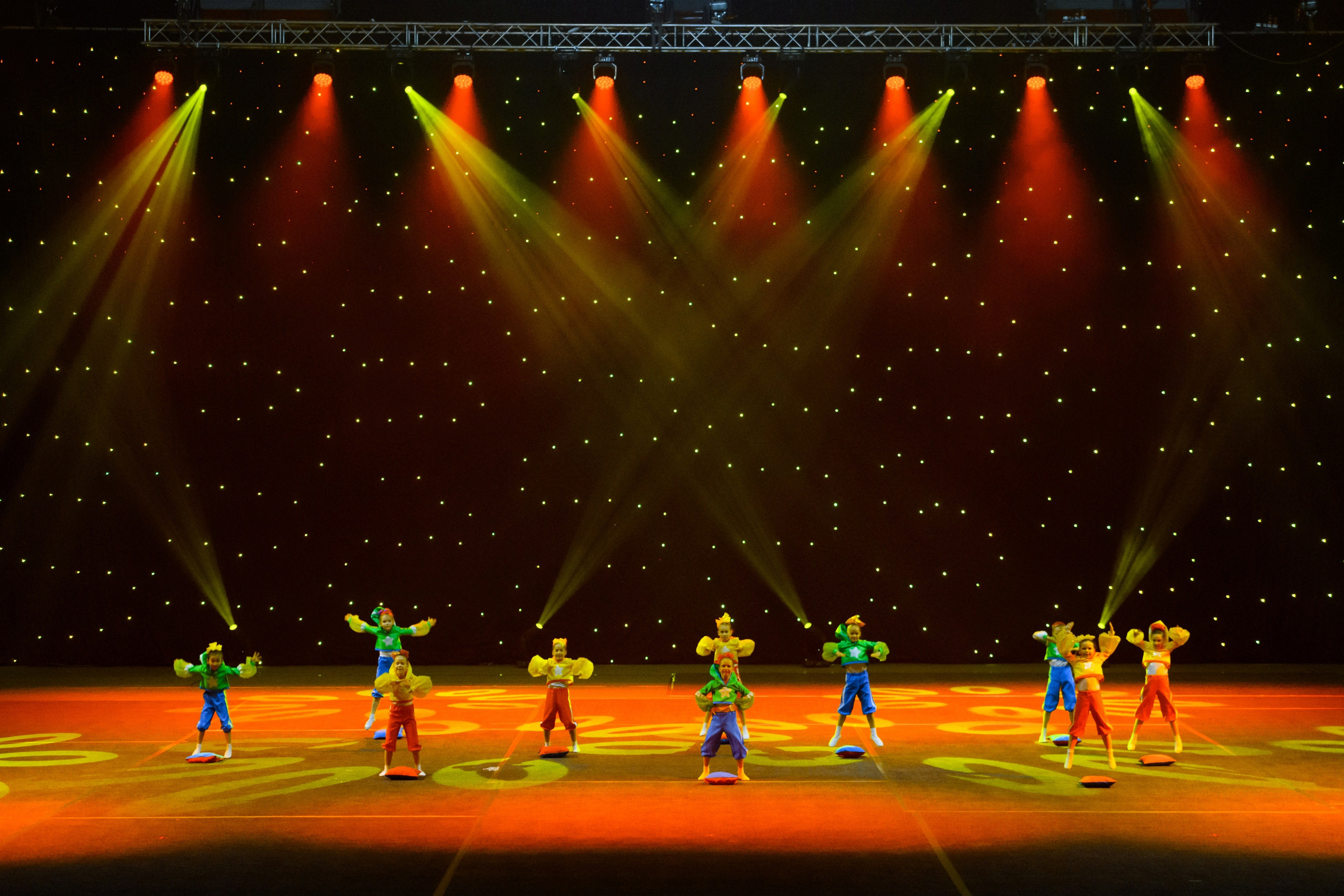 6 мая, концерт 10 лет, Сибур Арена, г. Санкт-Петербург. Золотое яблочко